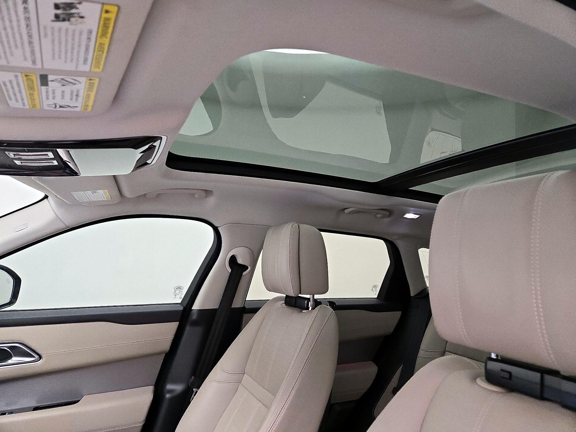 Thumbnail: 2018 Land Rover Range Rover Velar - 20