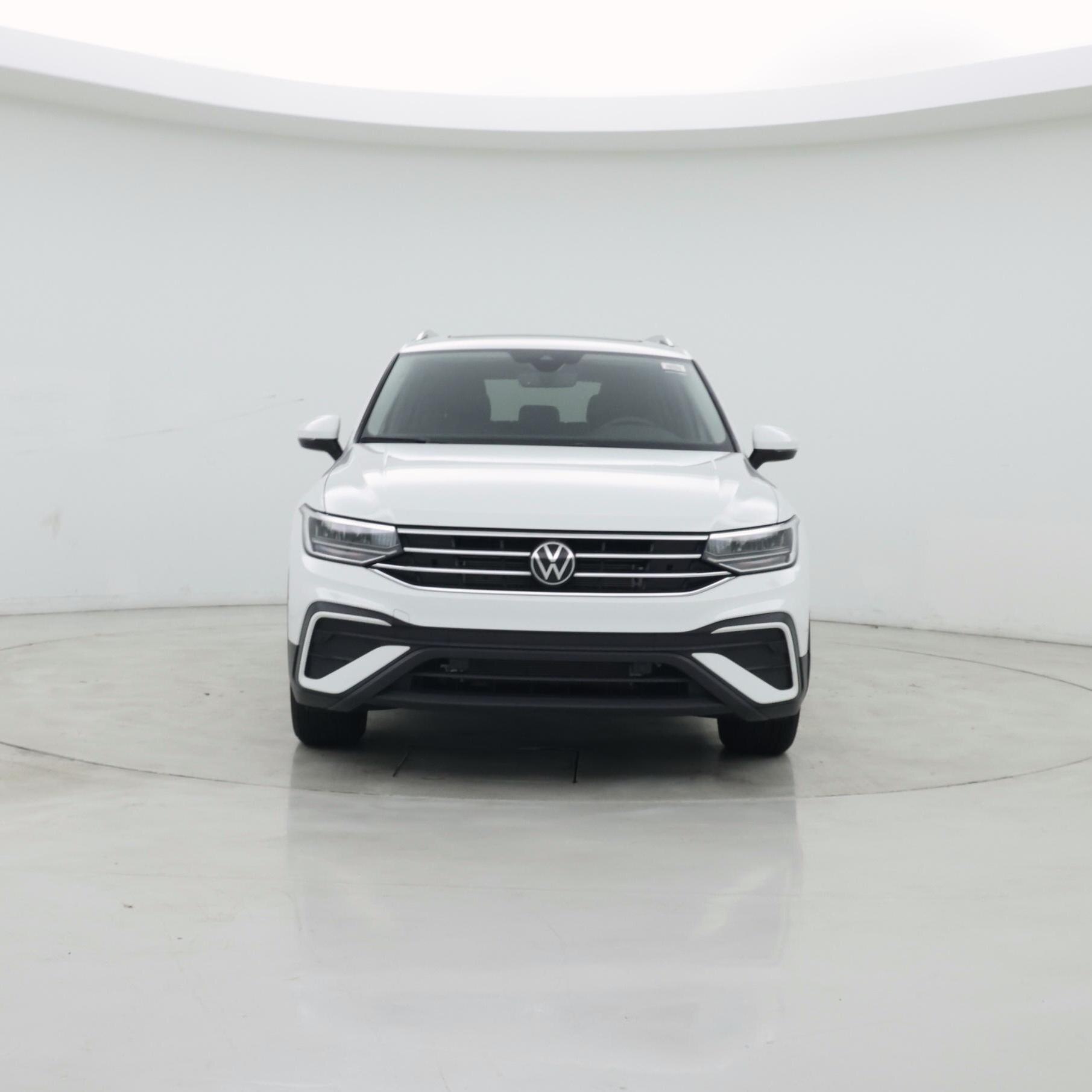 Thumbnail: 2024 Volkswagen Tiguan - 5