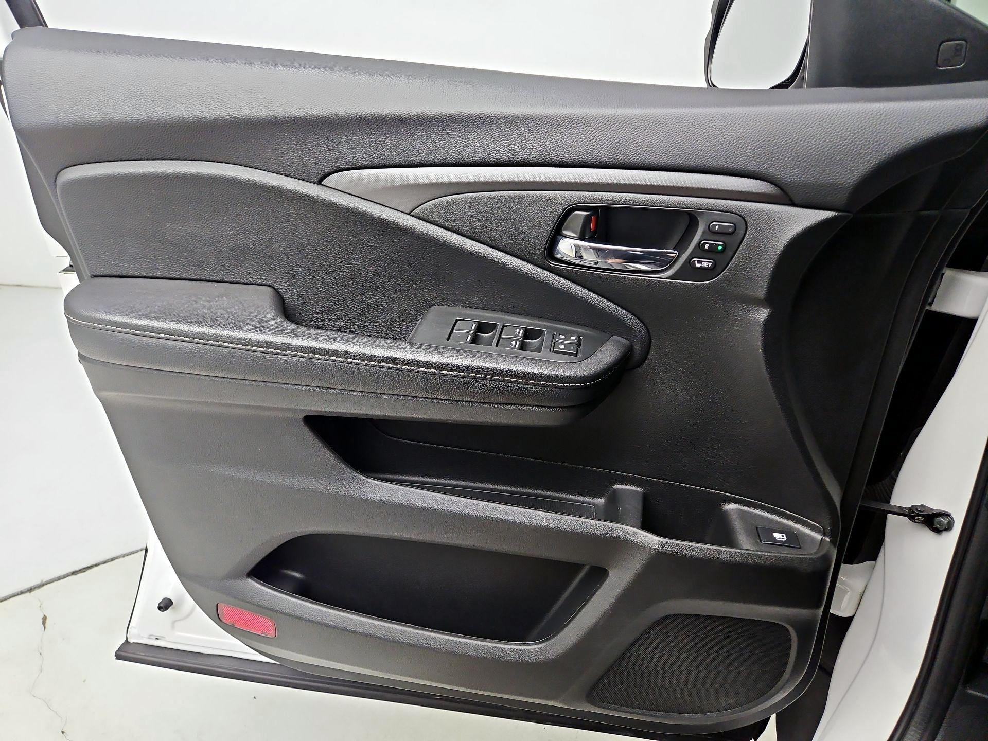 Thumbnail: 2023 Honda Ridgeline - 12