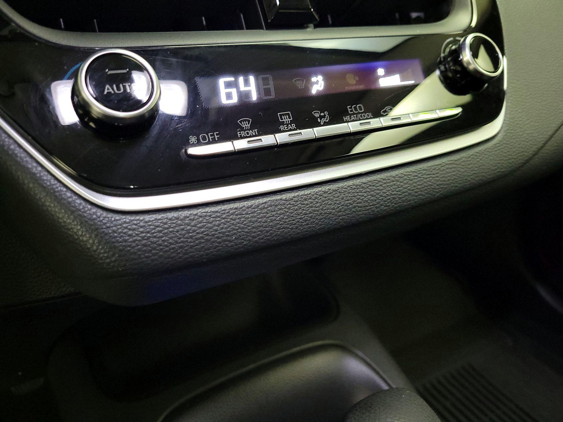 Thumbnail: 2022 Toyota Corolla - 16