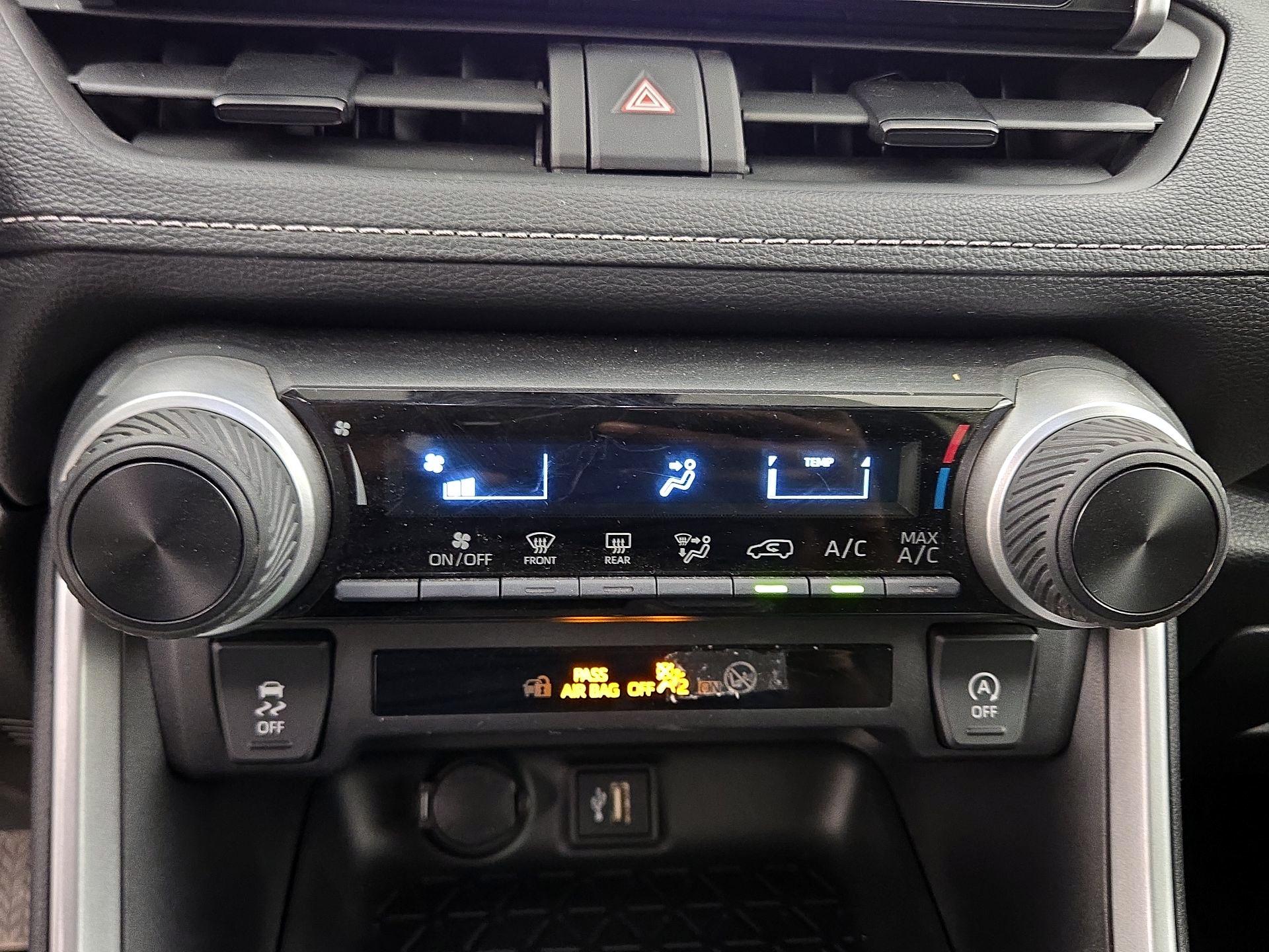 Thumbnail: 2025 Toyota RAV4 - 16