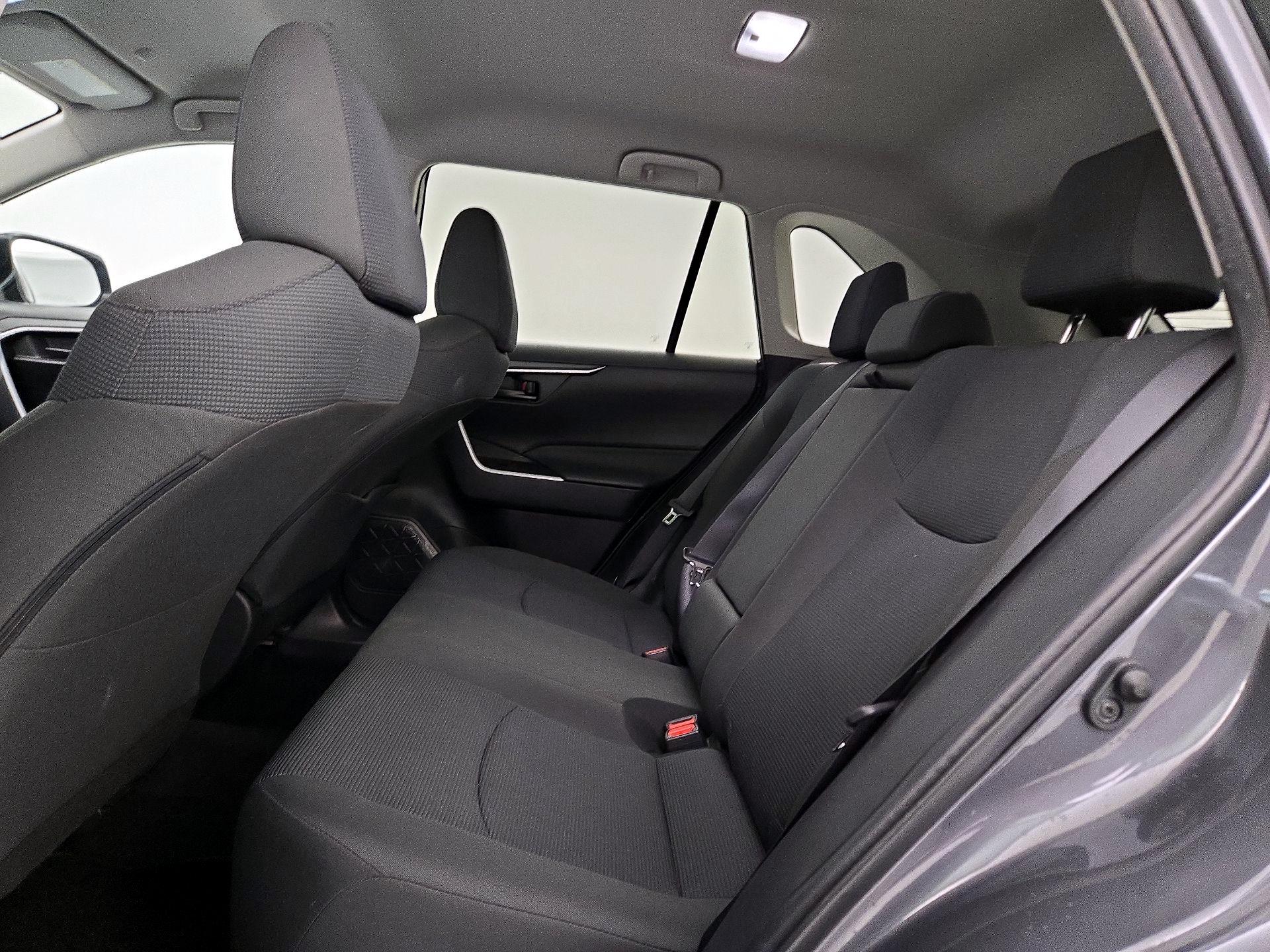 Thumbnail: 2025 Toyota RAV4 - 19