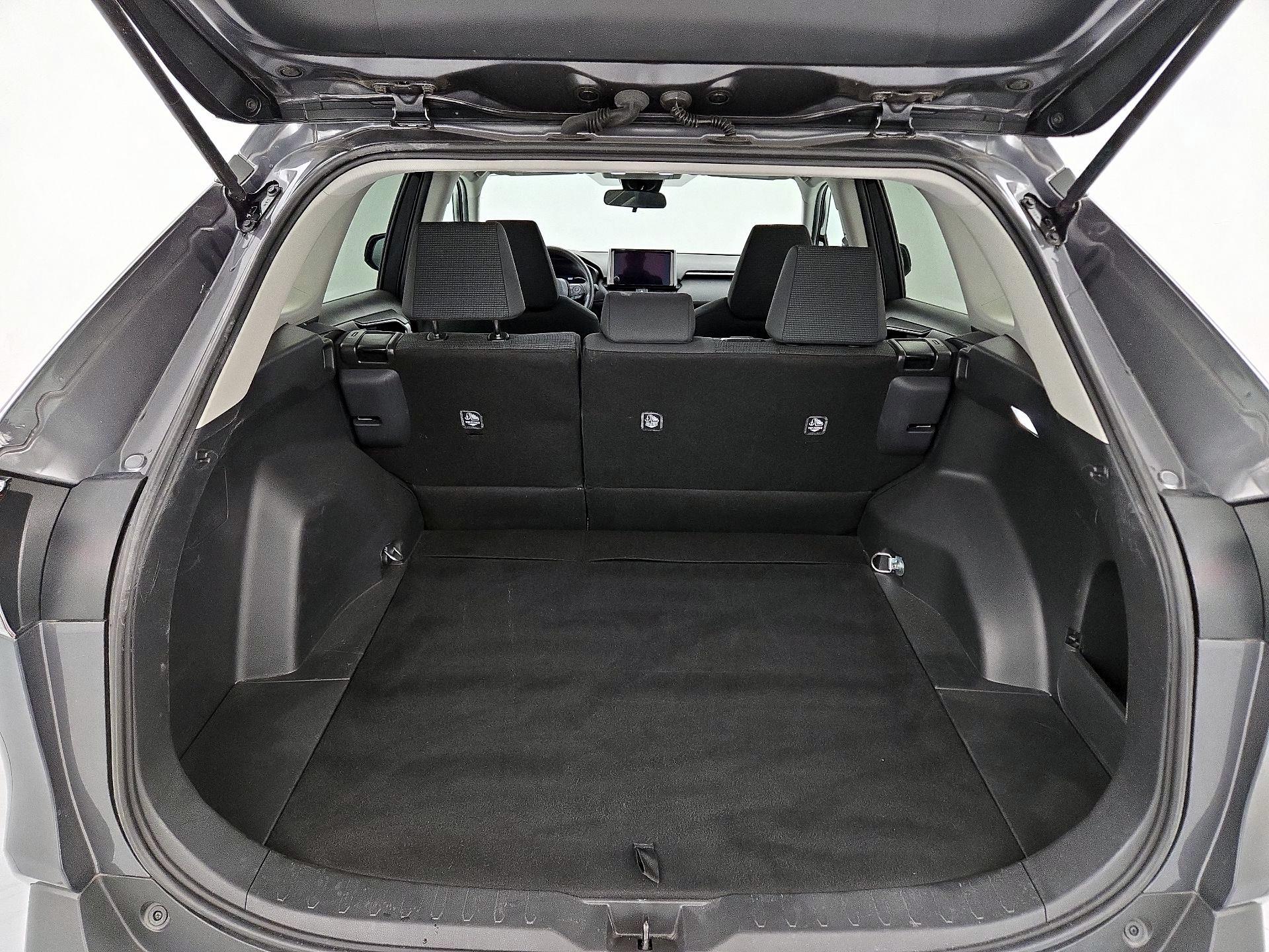 Thumbnail: 2025 Toyota RAV4 - 20