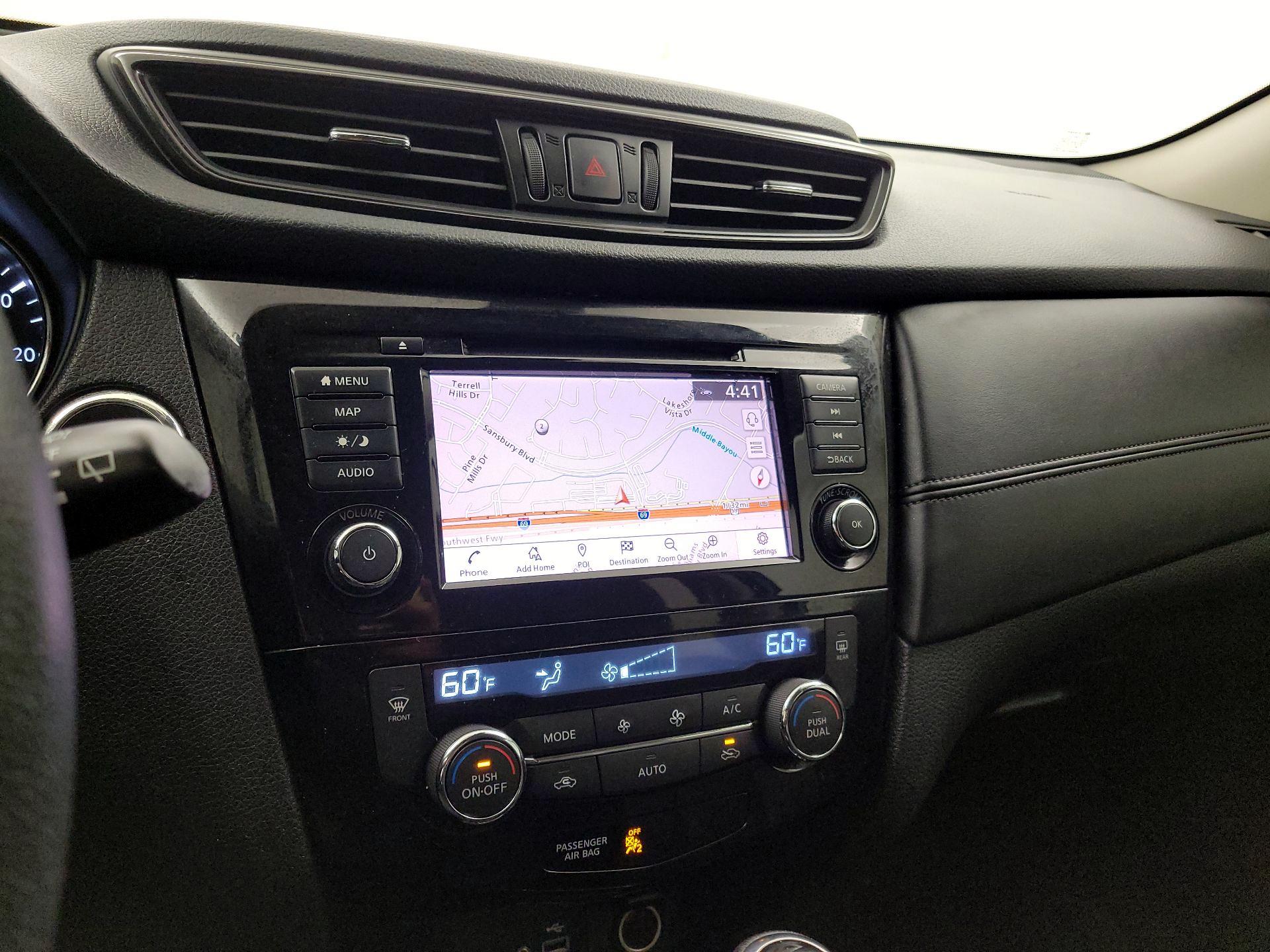 Thumbnail: 2019 Nissan Rogue - 14