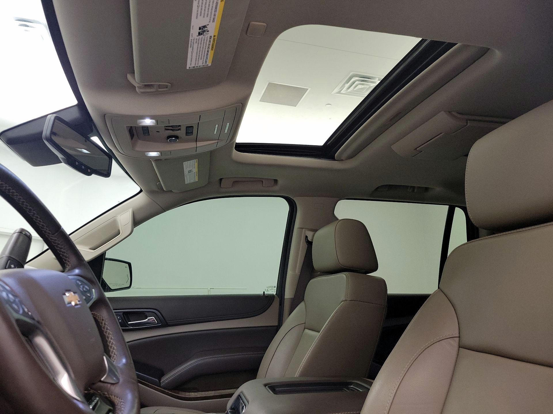 Thumbnail: 2020 Chevrolet Tahoe - 20