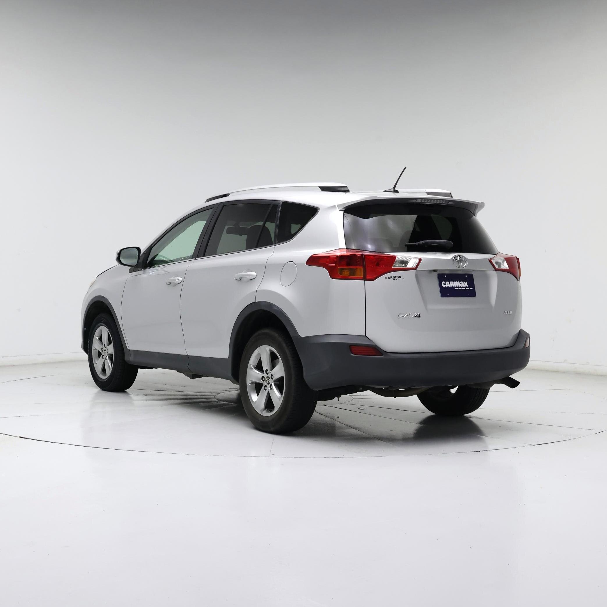 Thumbnail: 2015 Toyota RAV4 - 2