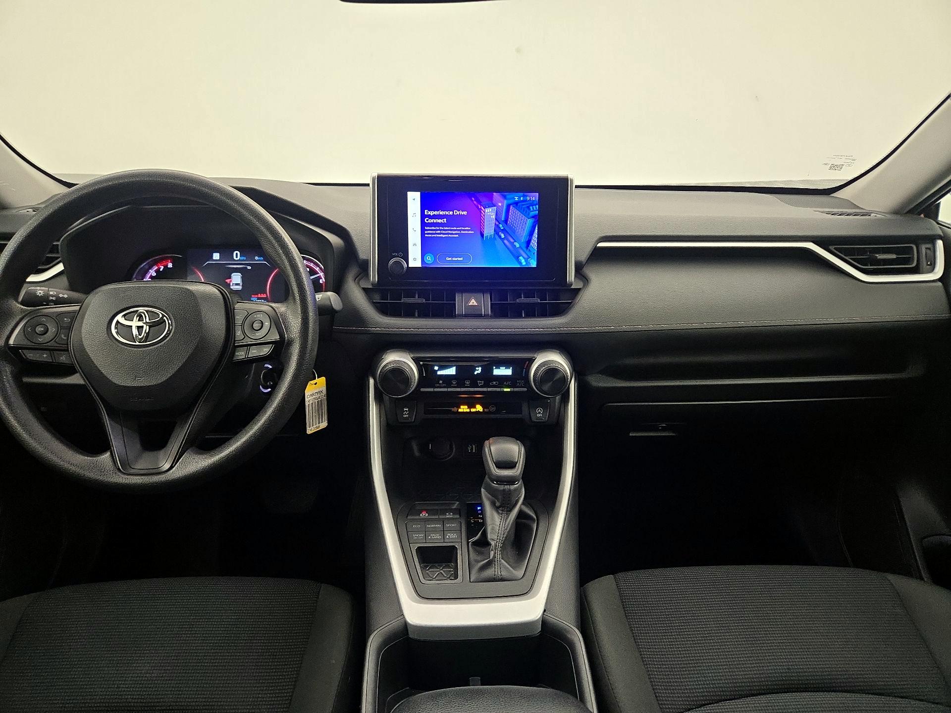 Thumbnail: 2024 Toyota RAV4 - 9