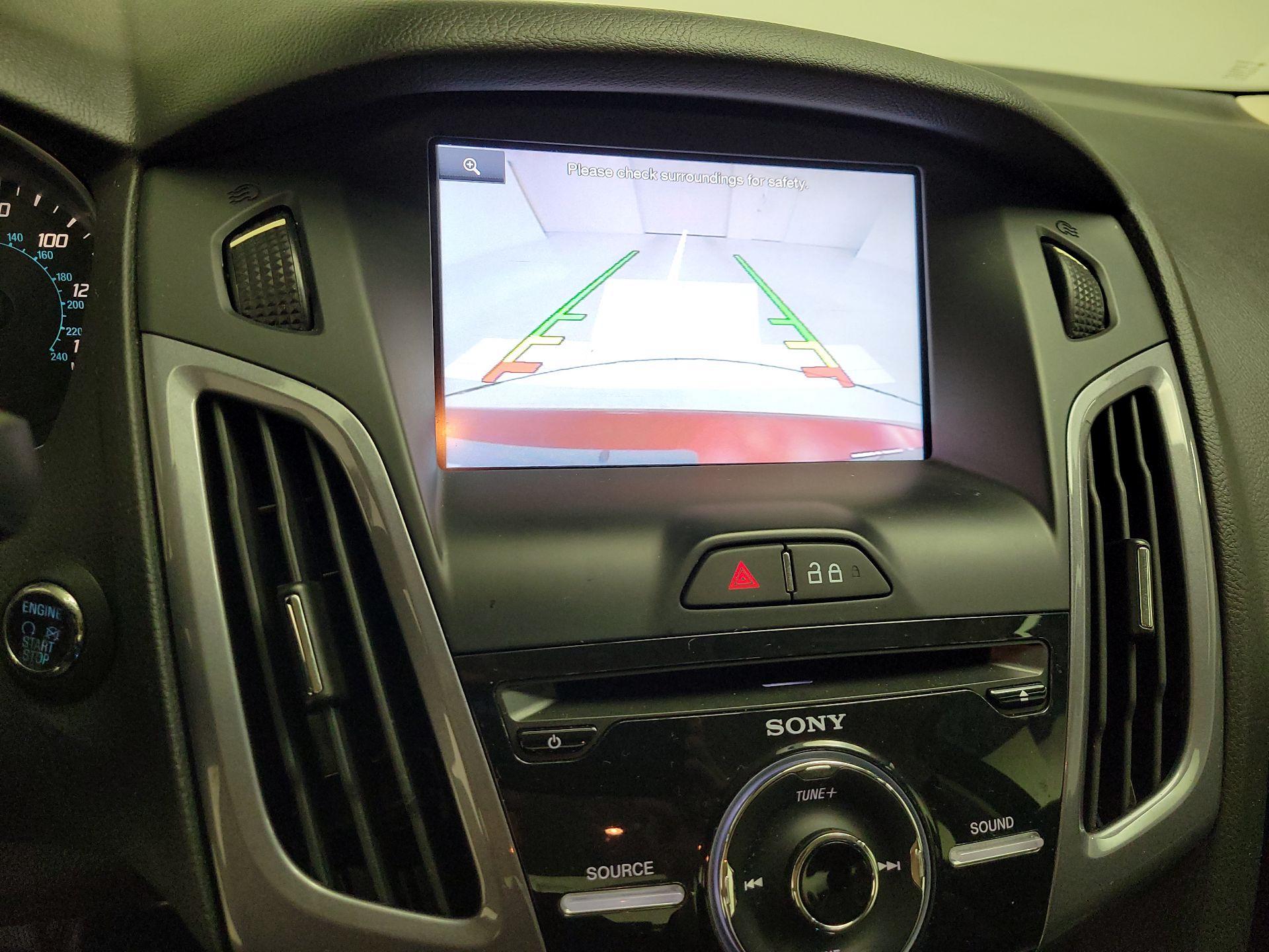 Thumbnail: 2014 Ford Focus - 15