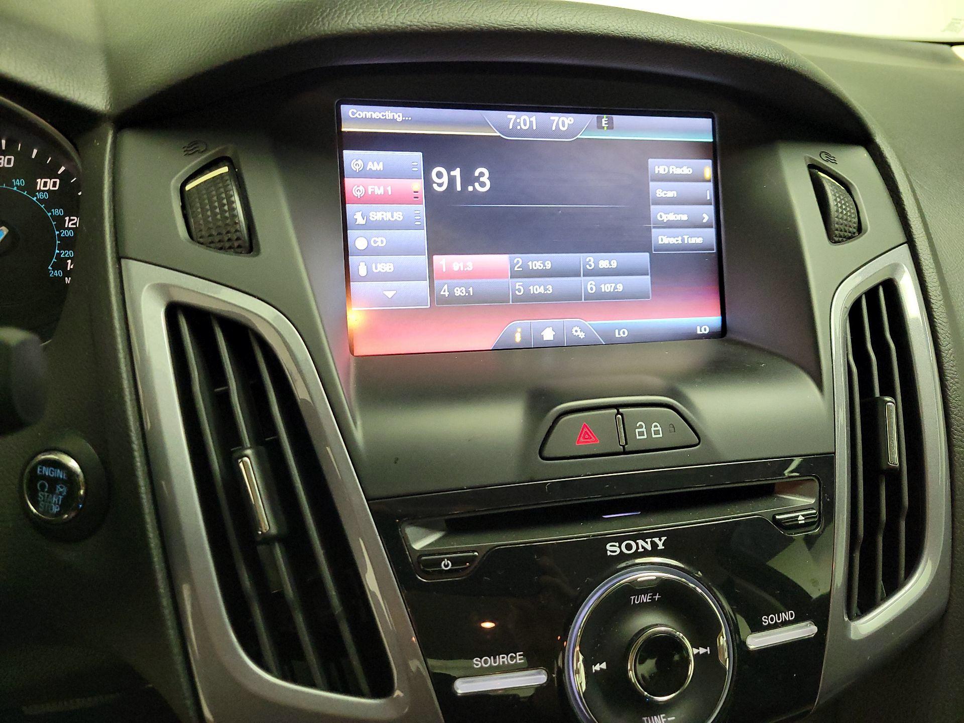 Thumbnail: 2014 Ford Focus - 16