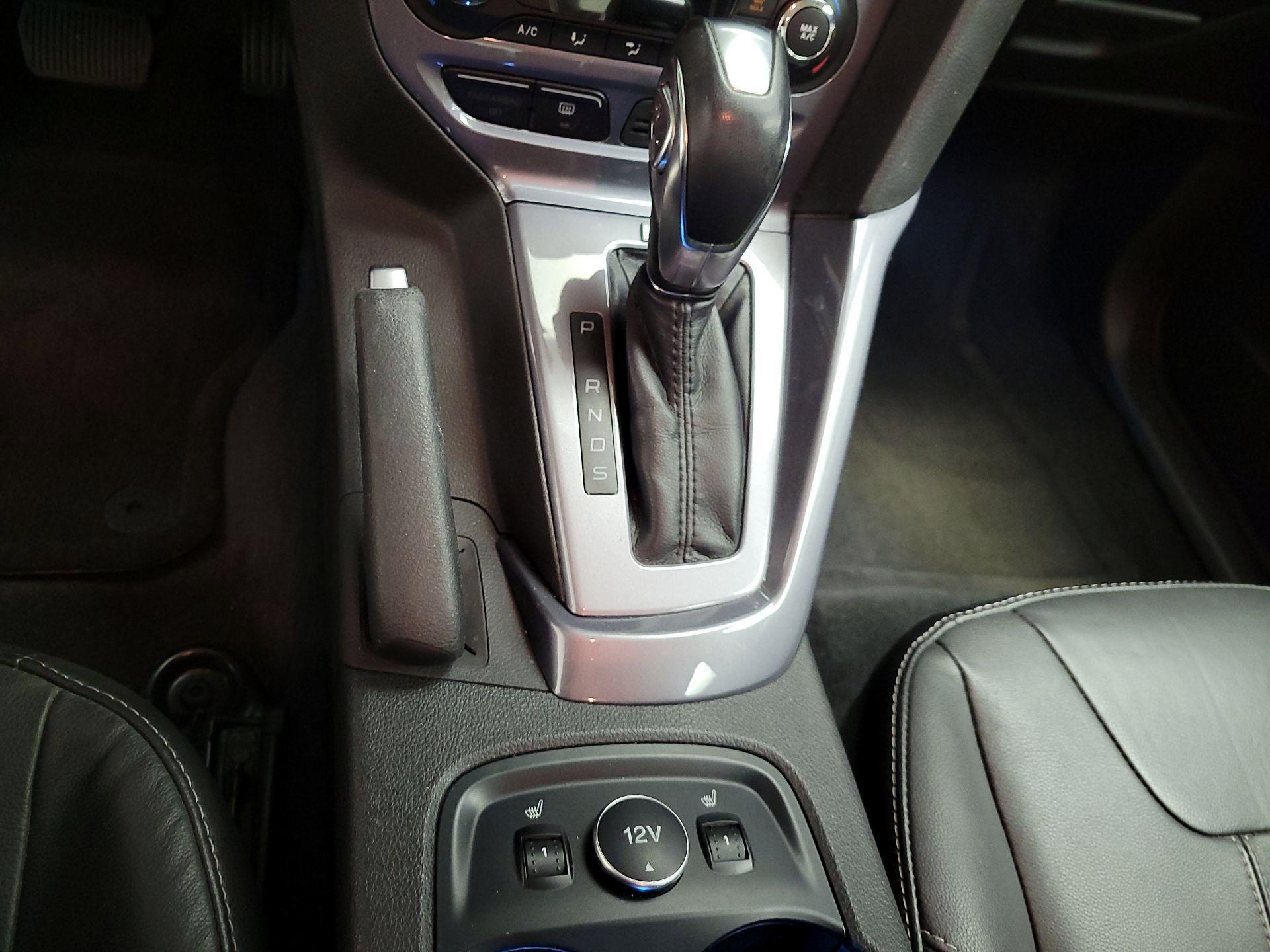 Thumbnail: 2014 Ford Focus - 18