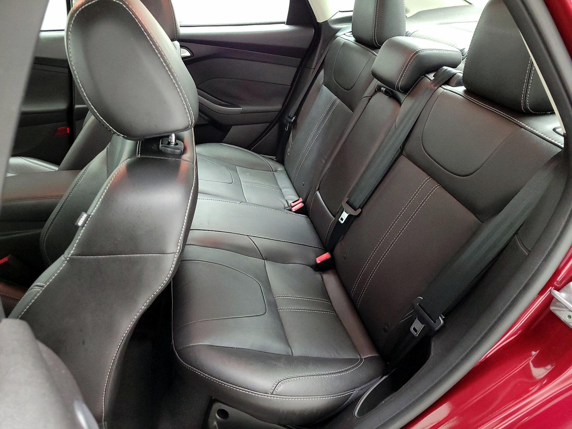 Thumbnail: 2014 Ford Focus - 20