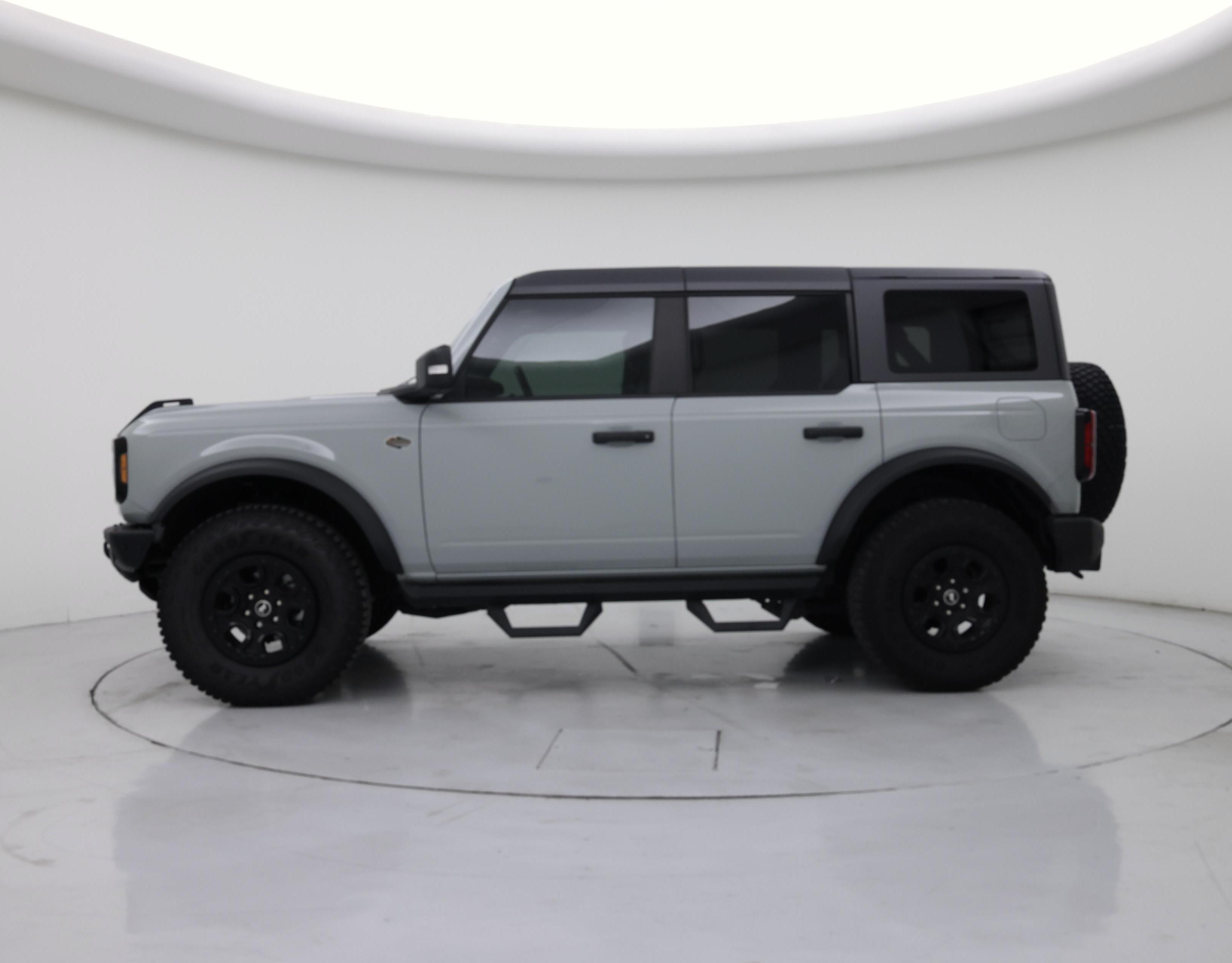 Thumbnail: 2024 Ford Bronco - 3
