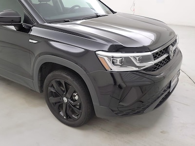 2024 Volkswagen Taos SE Black Edition