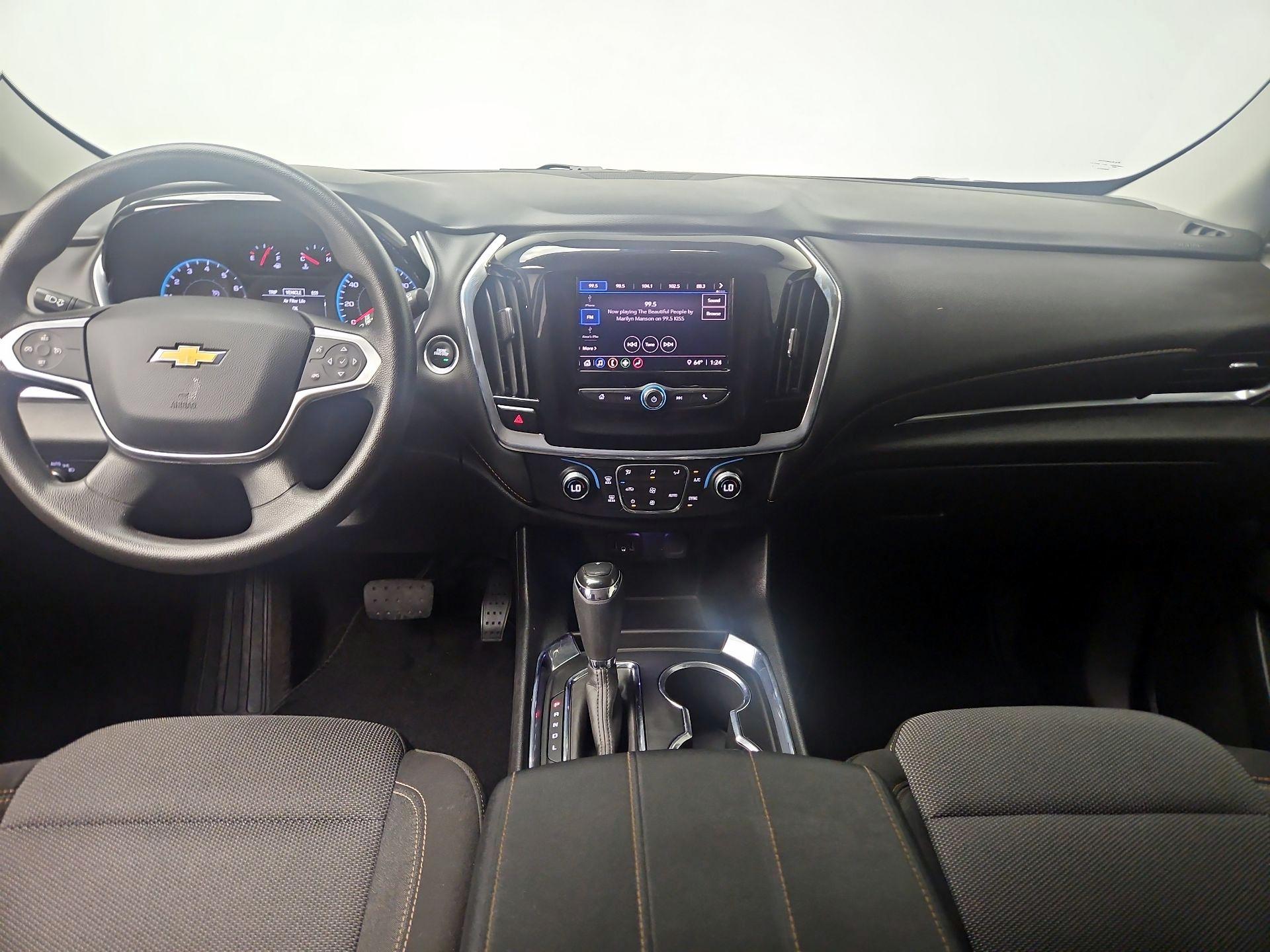 Thumbnail: 2020 Chevrolet Traverse - 9