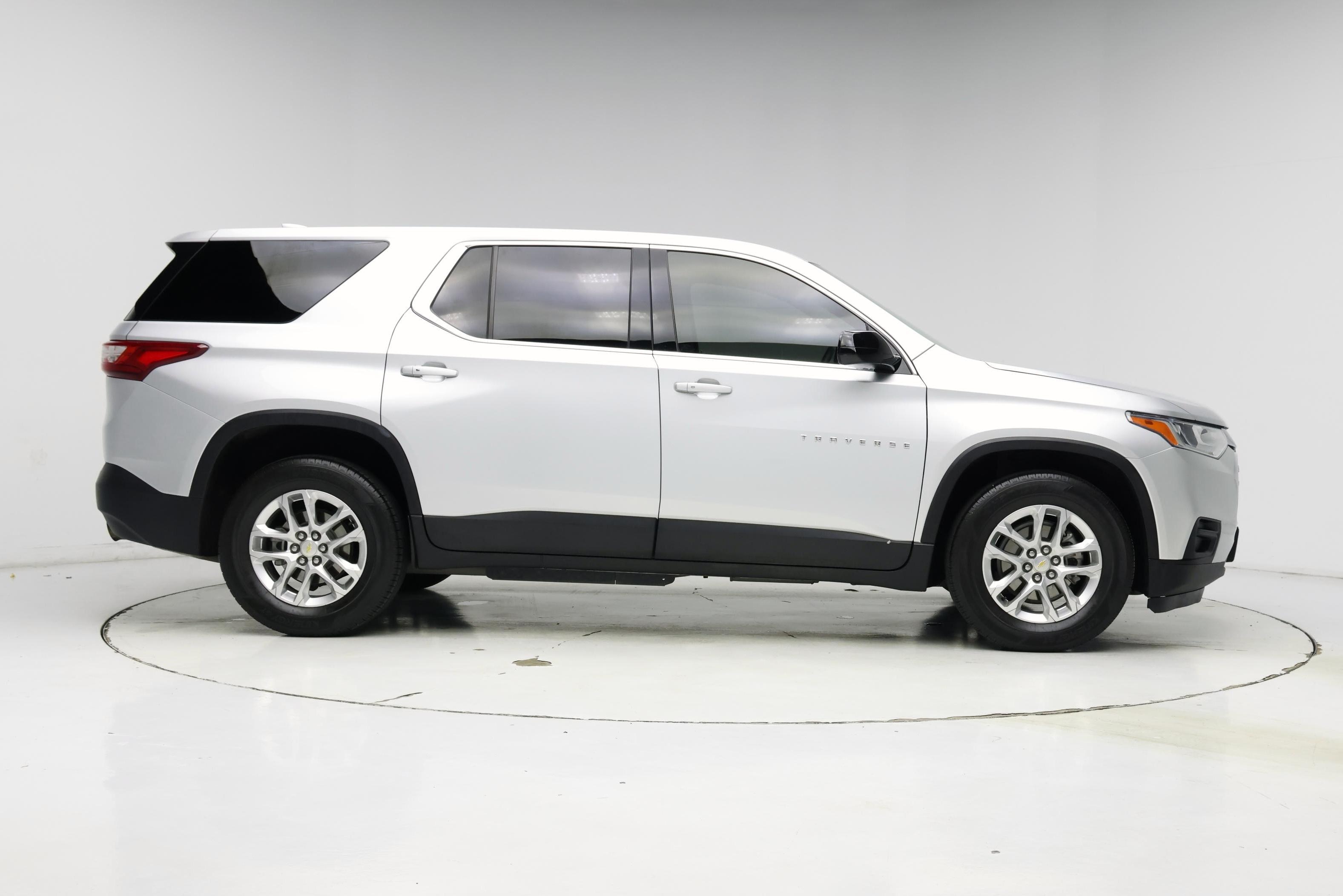 Thumbnail: 2020 Chevrolet Traverse - 7