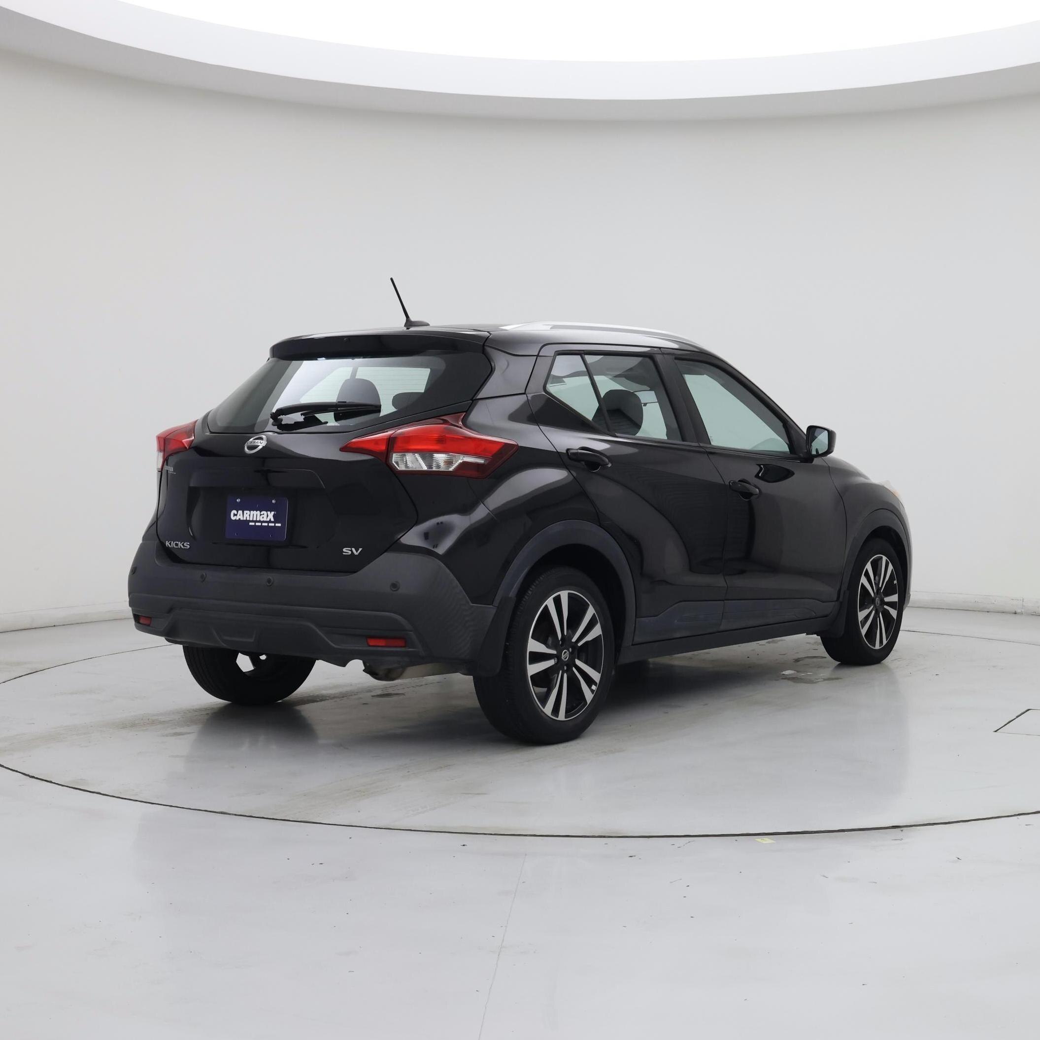 Thumbnail: 2020 Nissan Kicks - 8