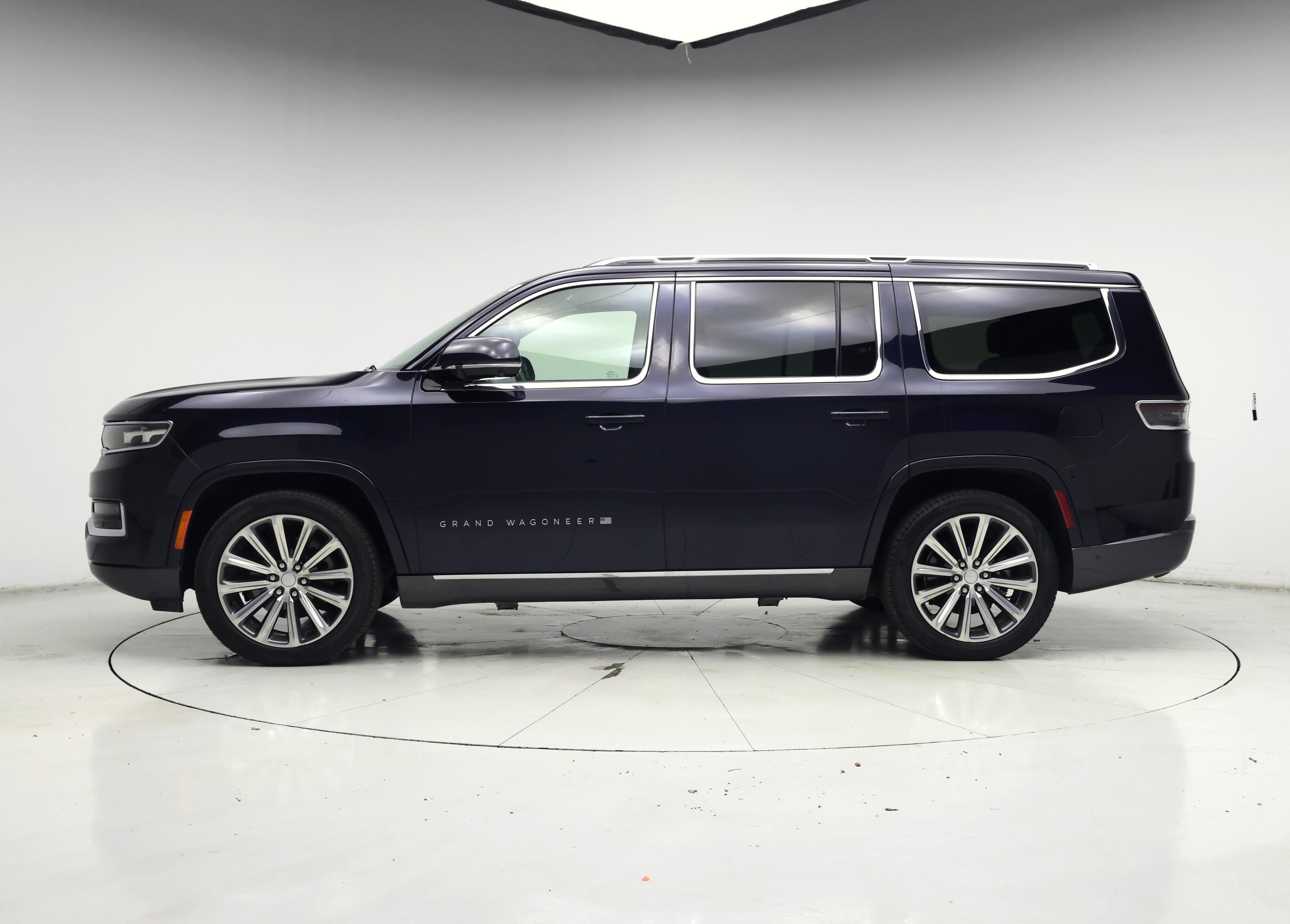 Thumbnail: 2022 Jeep Grand Wagoneer - 3