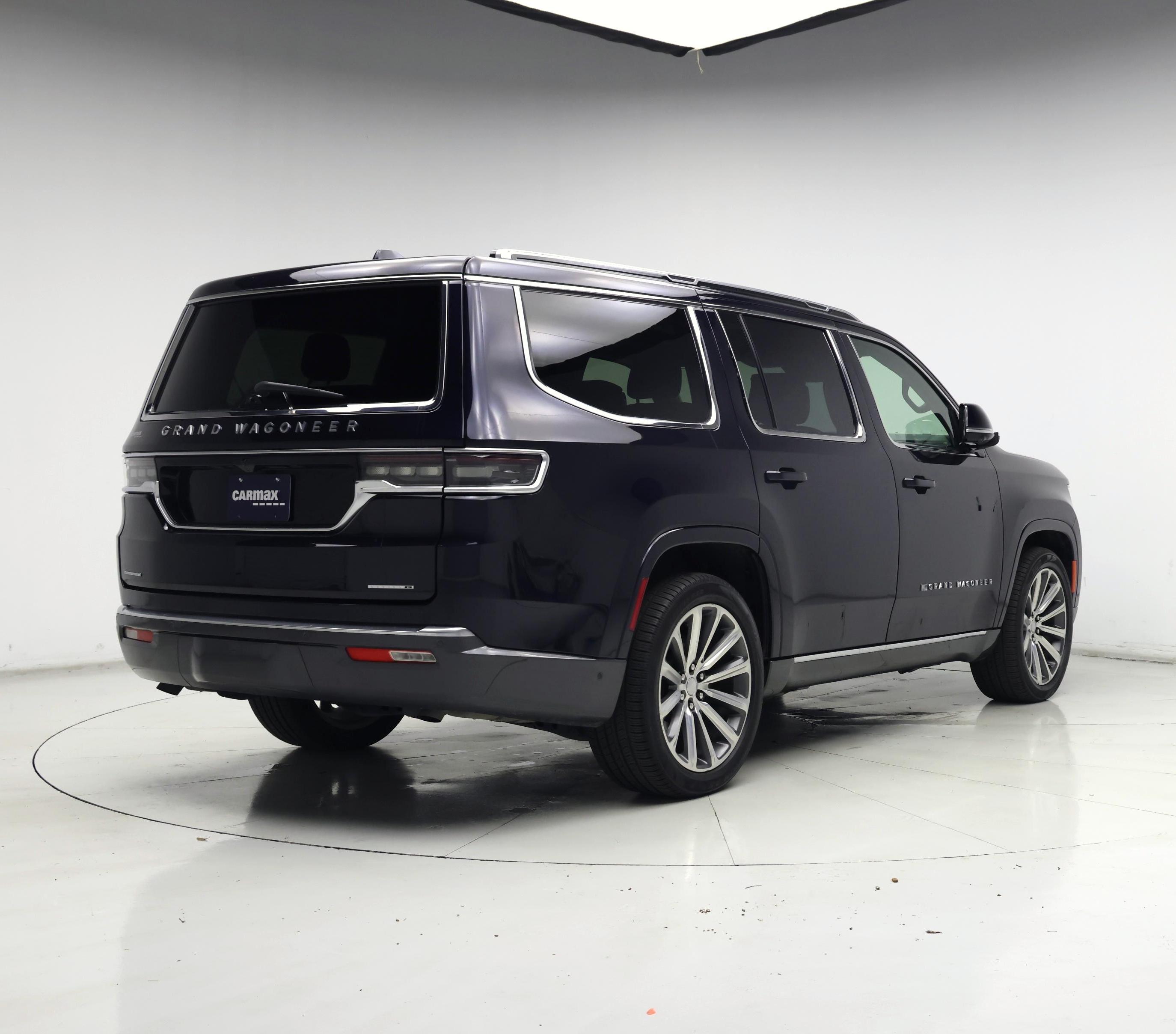 Thumbnail: 2022 Jeep Grand Wagoneer - 8