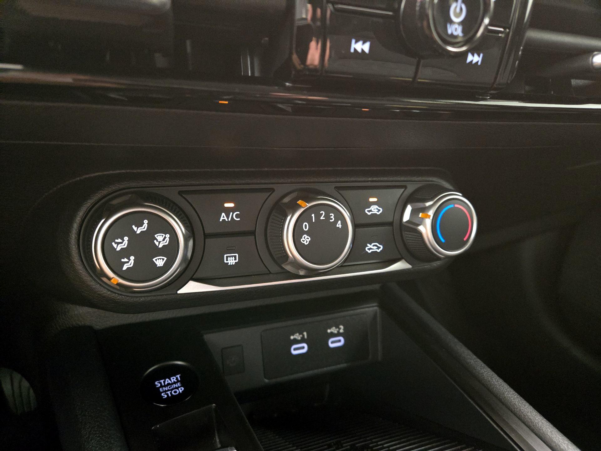 Thumbnail: 2025 Nissan Kicks - 16