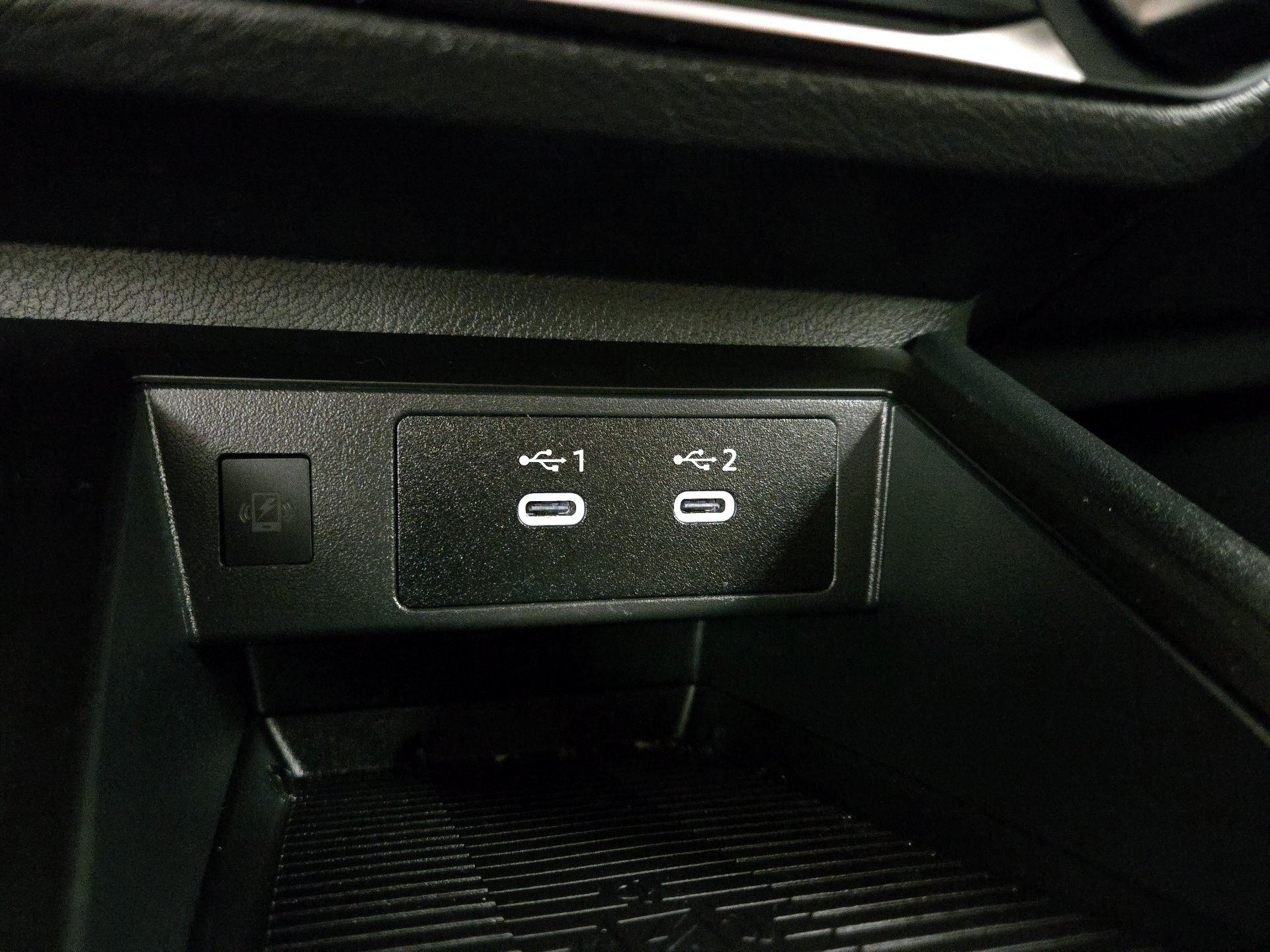 Thumbnail: 2025 Nissan Kicks - 18