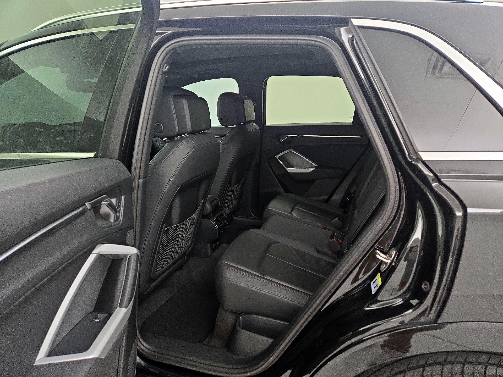 Thumbnail: 2023 Audi Q3 - 20