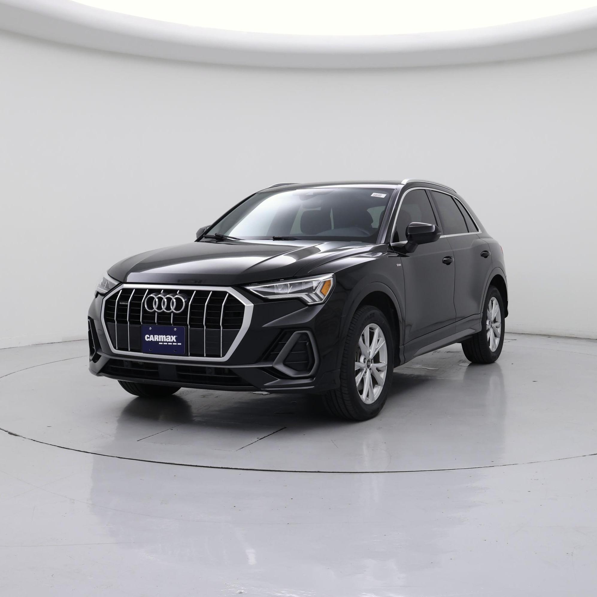 Thumbnail: 2023 Audi Q3 - 4