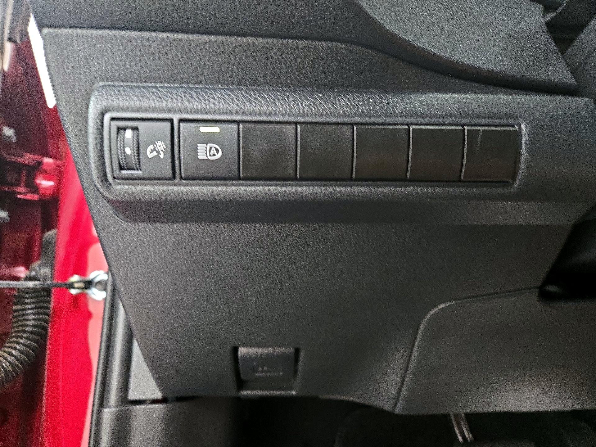 Thumbnail: 2024 Toyota Corolla - 13