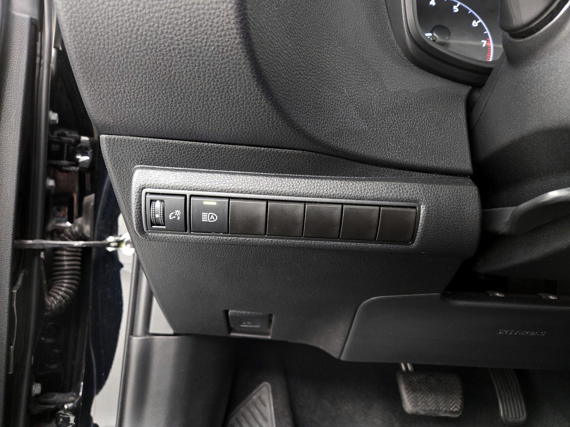 Thumbnail: 2024 Toyota Corolla - 13