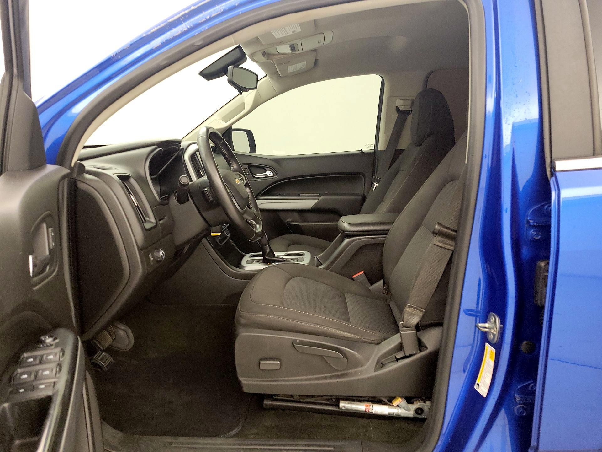 Thumbnail: 2018 Chevrolet Colorado - 11