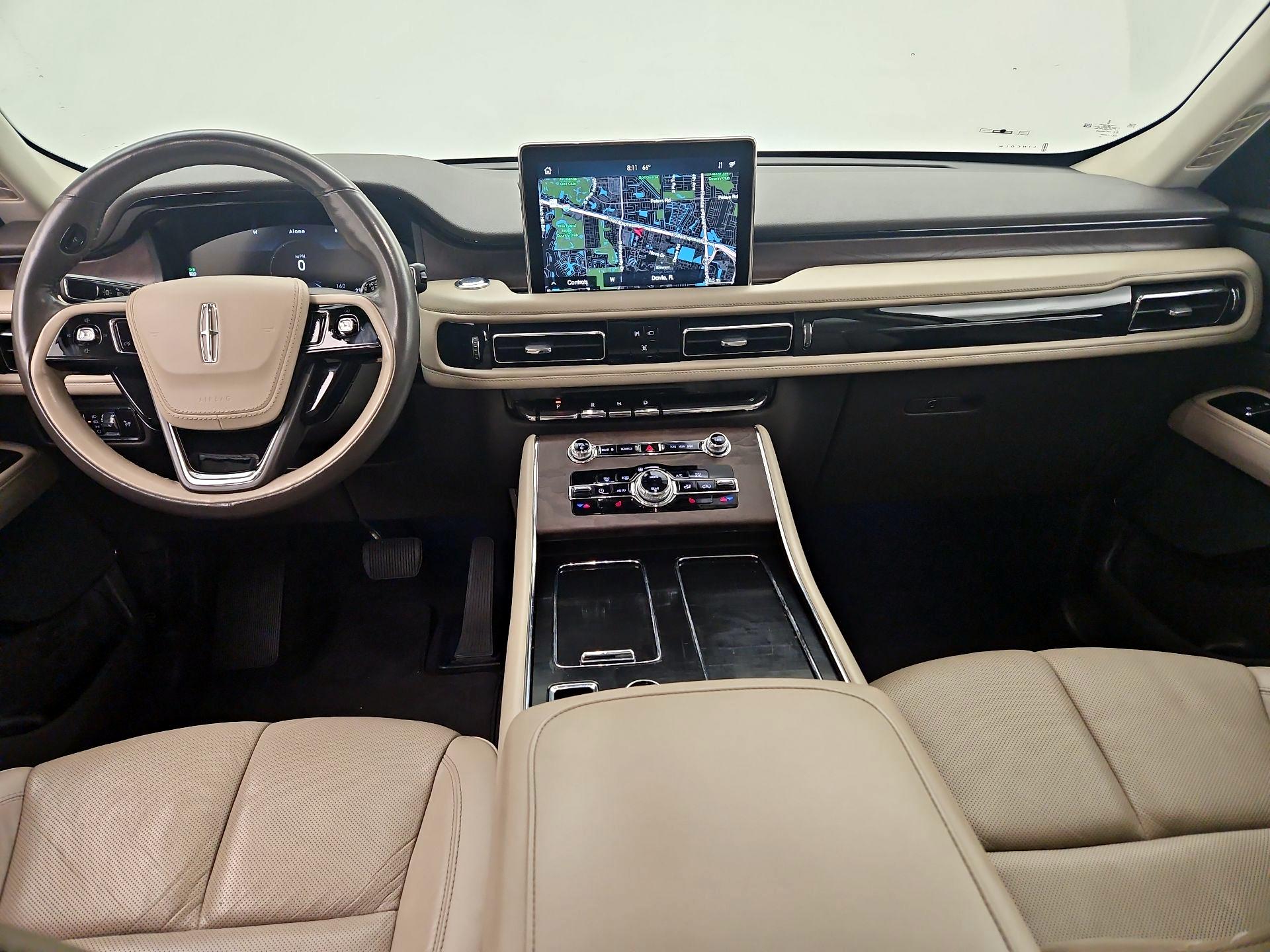 Thumbnail: 2023 Lincoln Aviator - 9