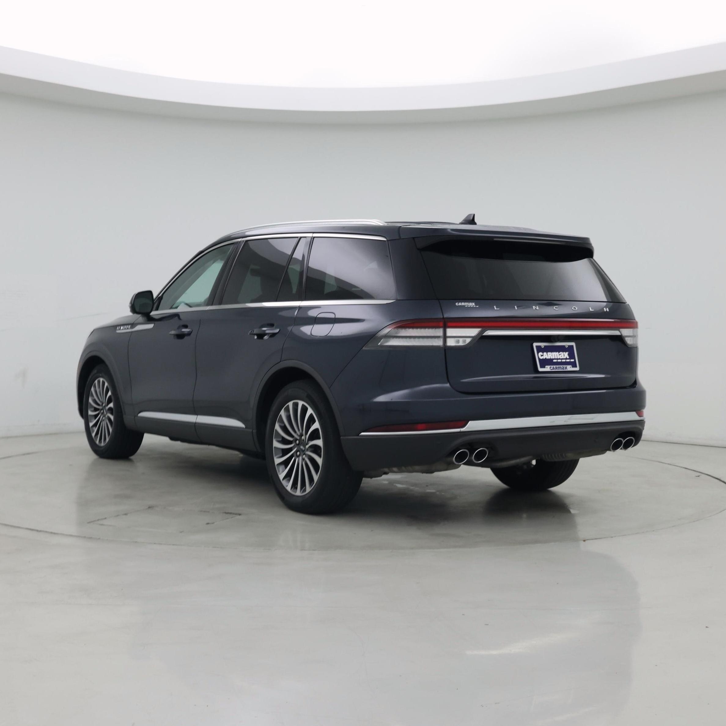 Thumbnail: 2023 Lincoln Aviator - 2