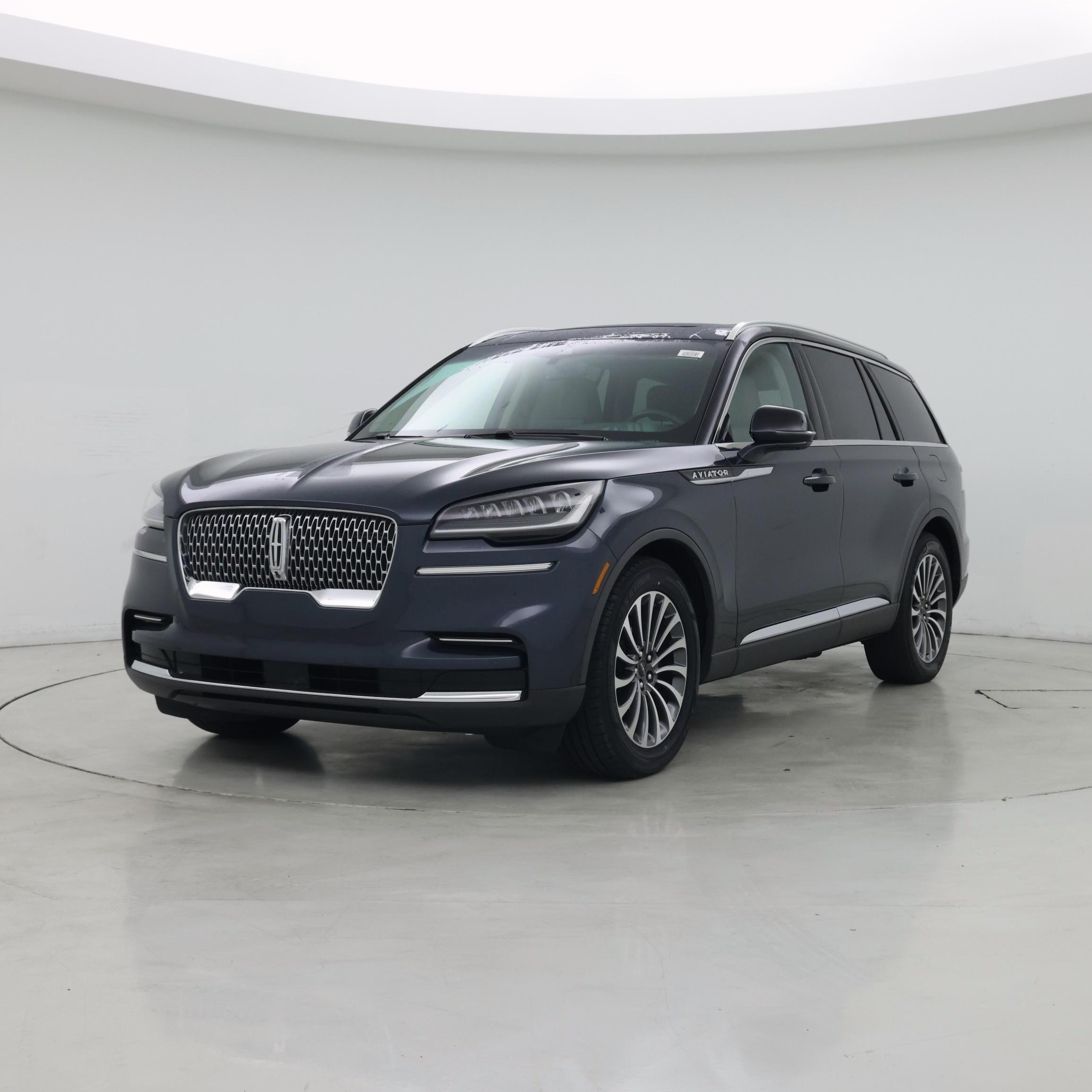 Thumbnail: 2023 Lincoln Aviator - 4
