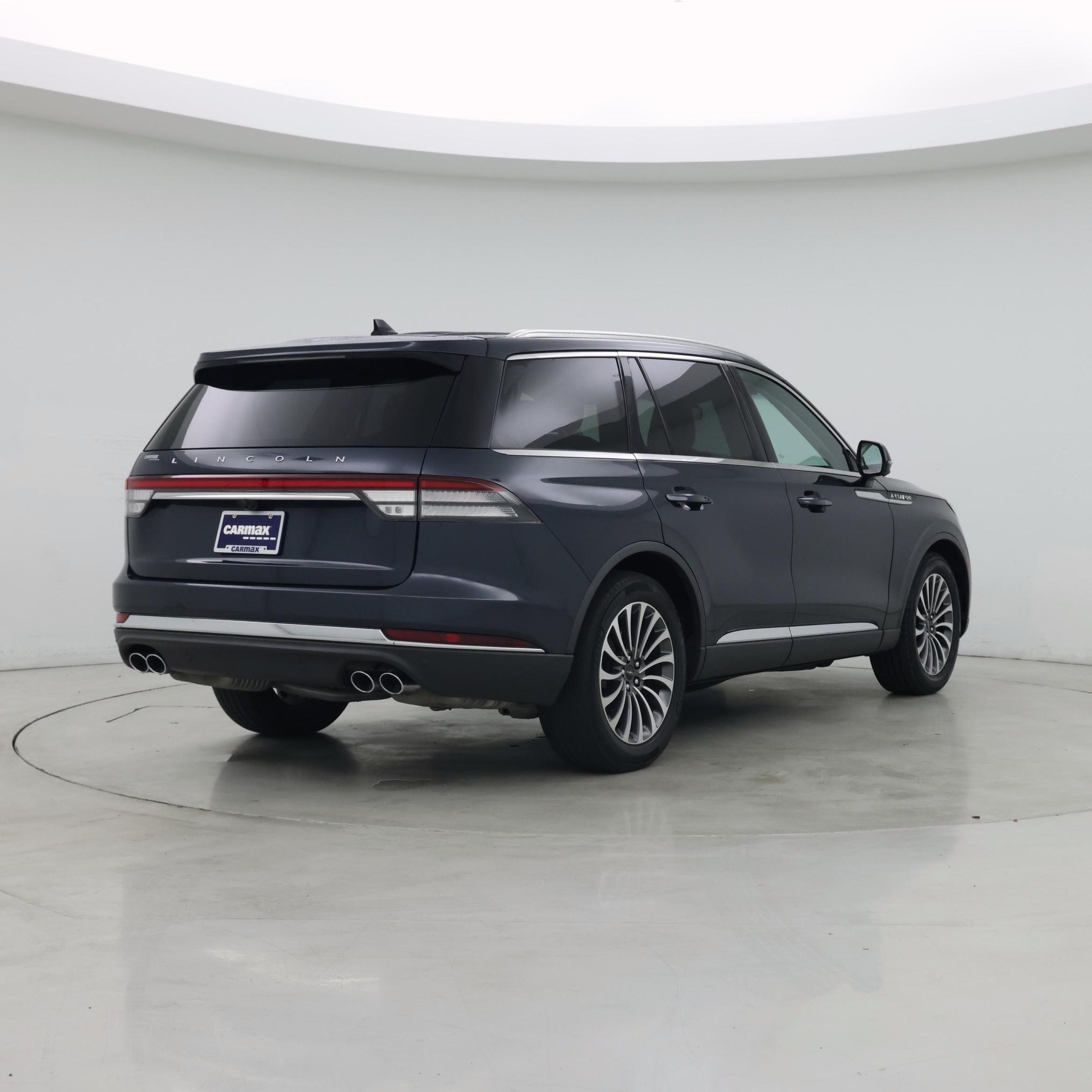 Thumbnail: 2023 Lincoln Aviator - 8