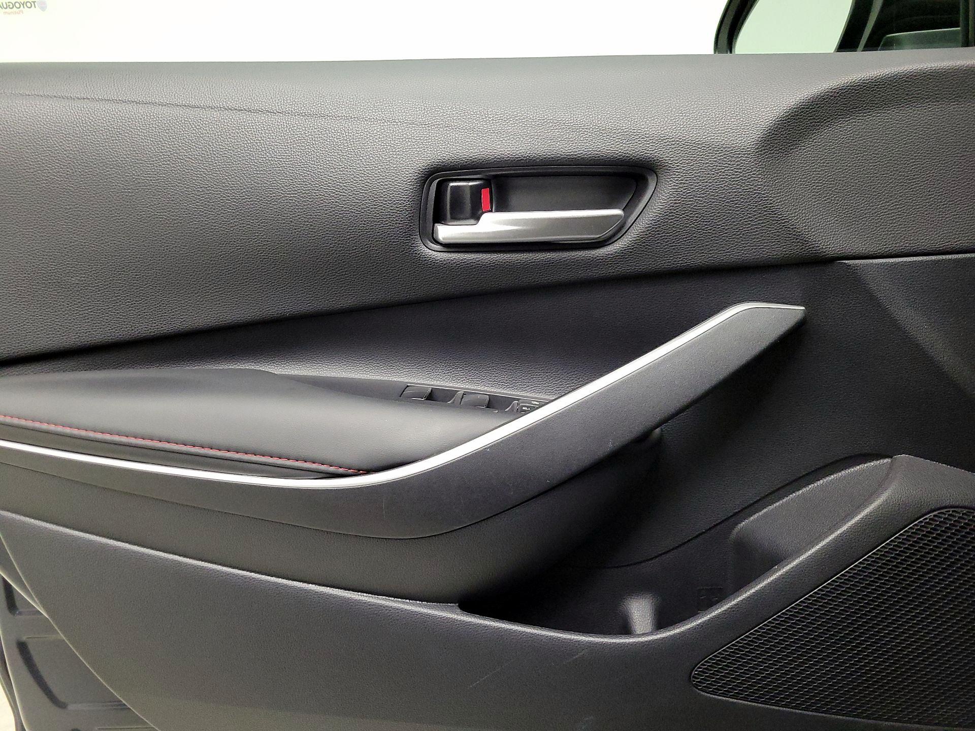 Thumbnail: 2025 Toyota Corolla - 12