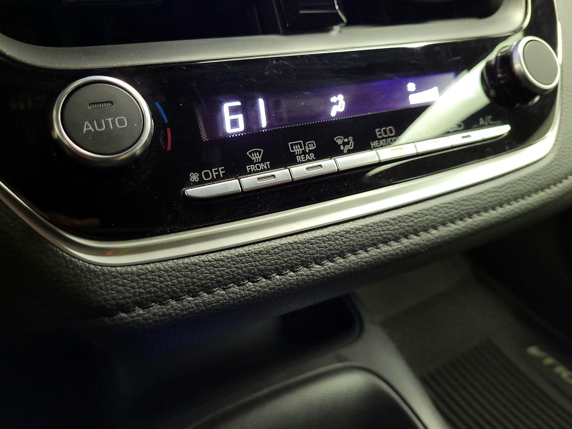 Thumbnail: 2025 Toyota Corolla - 17