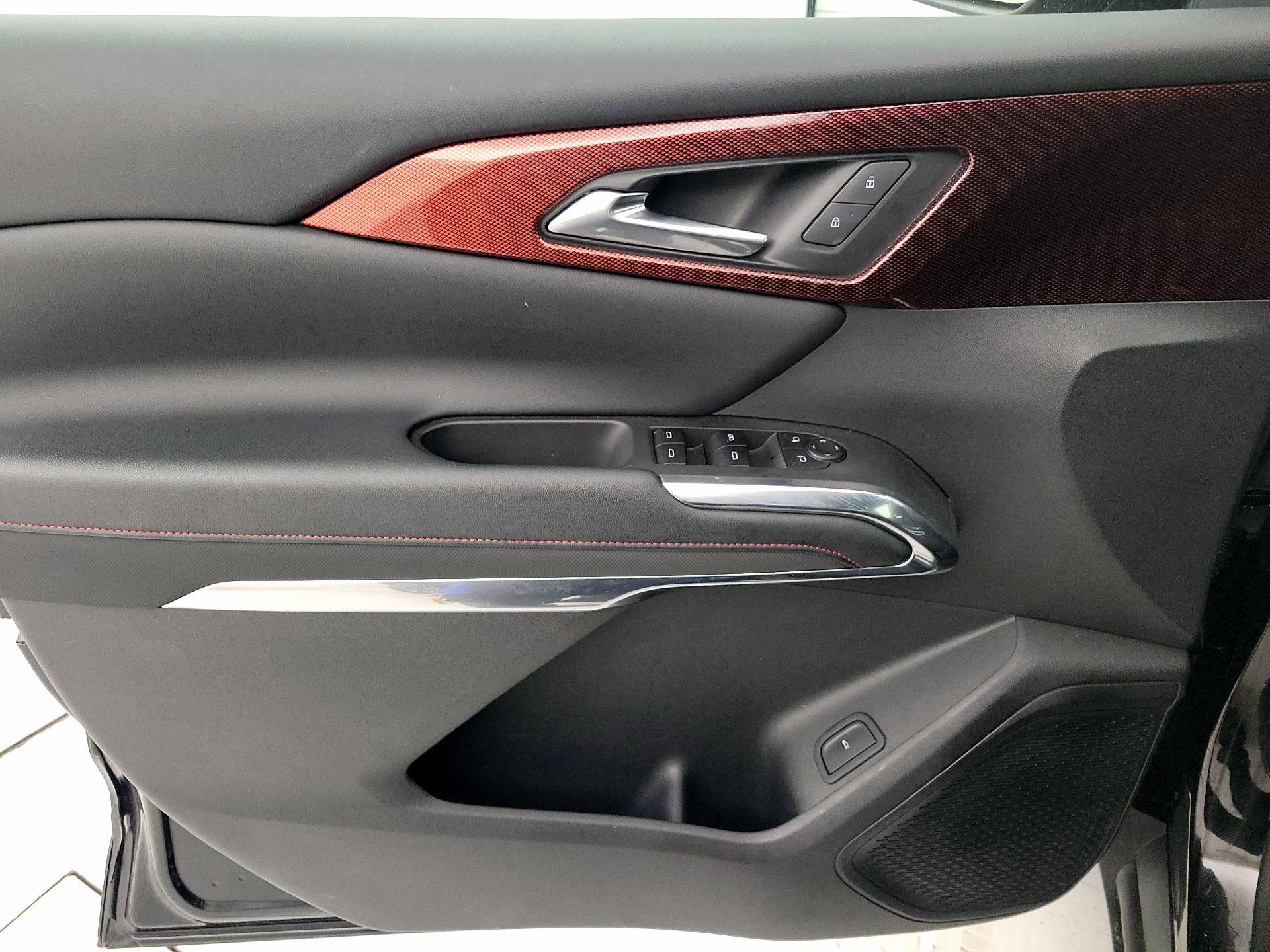 Thumbnail: 2025 Chevrolet Traverse - 12