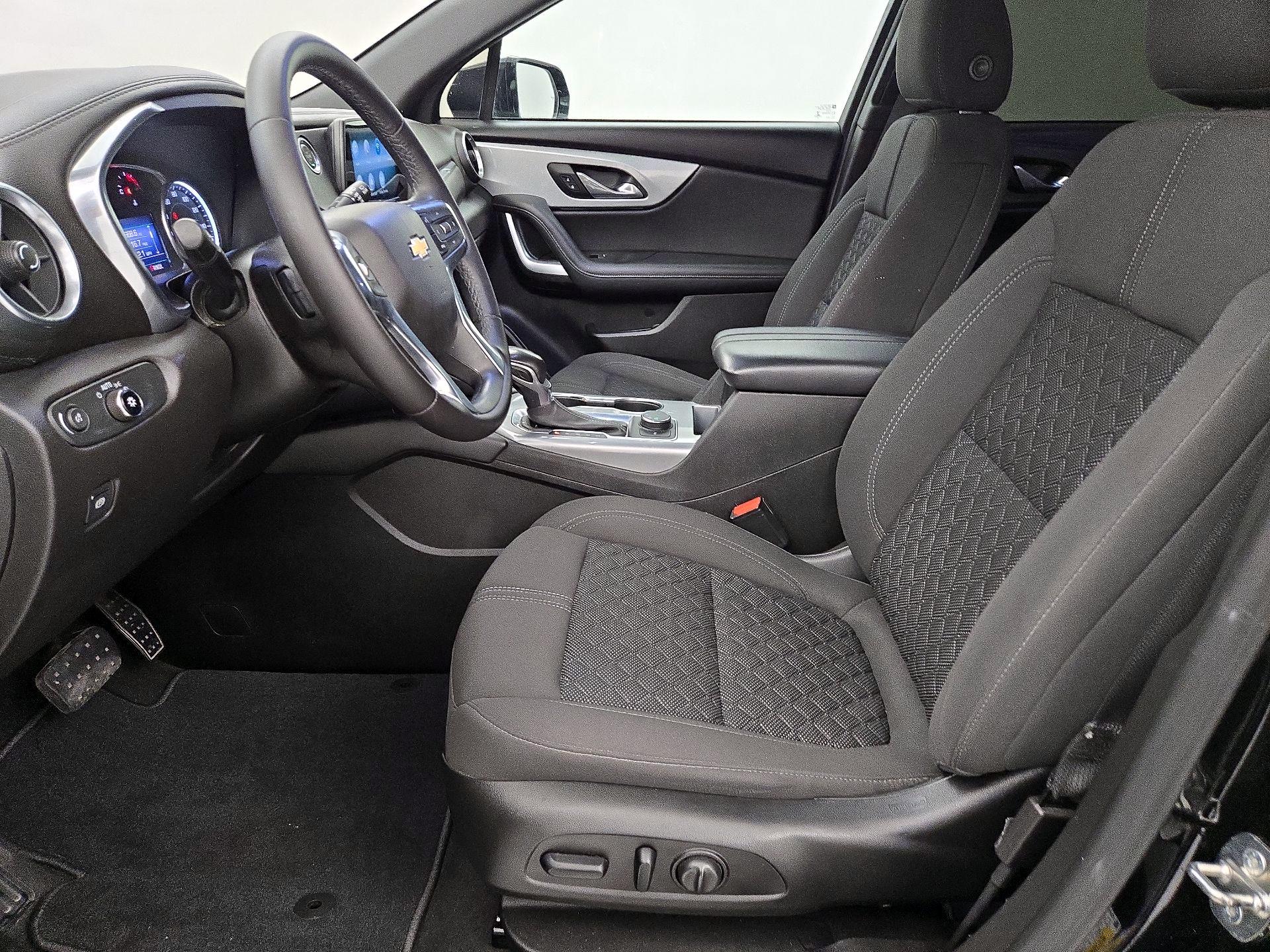 Thumbnail: 2020 Chevrolet Blazer - 11