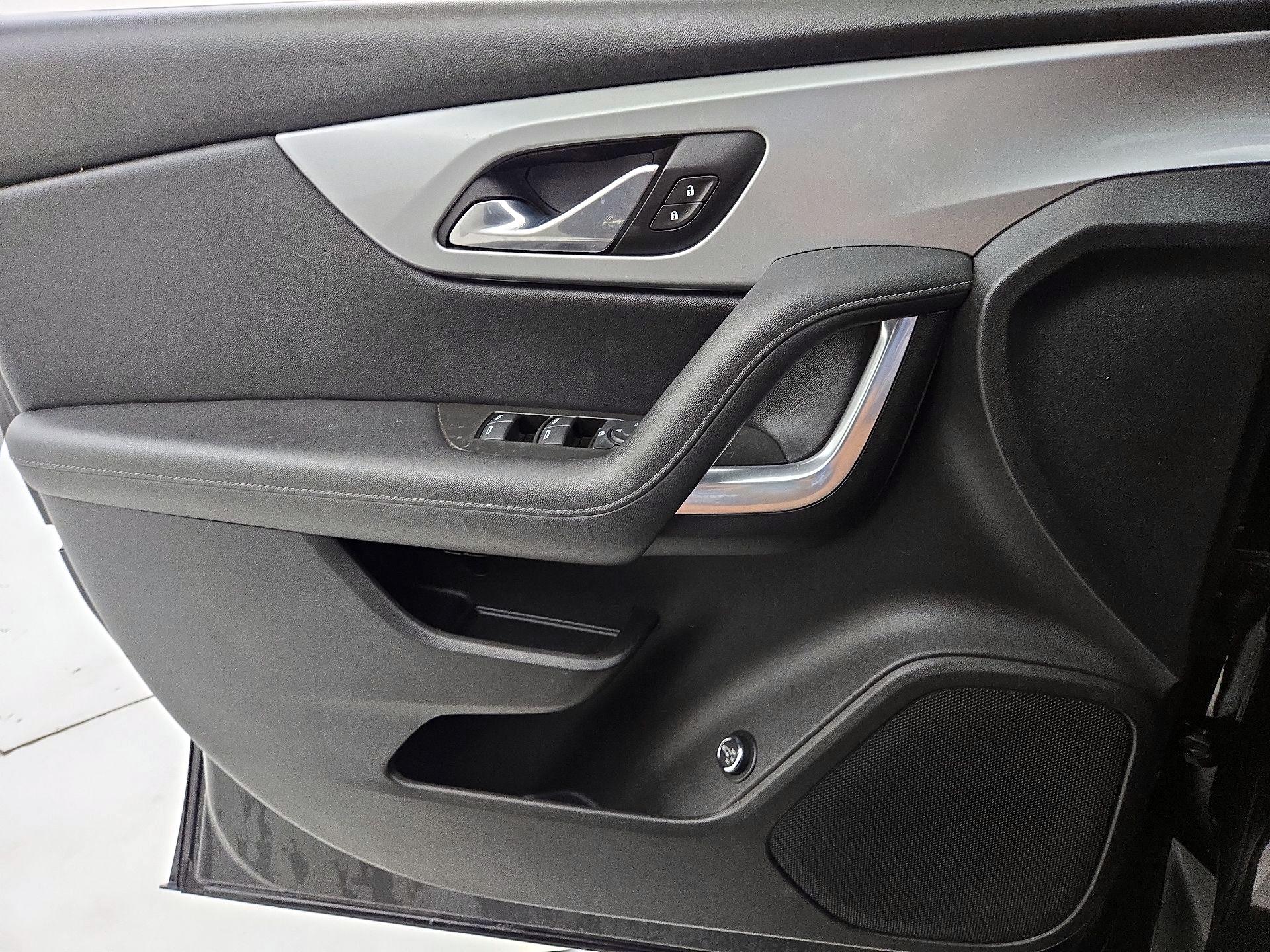 Thumbnail: 2020 Chevrolet Blazer - 12