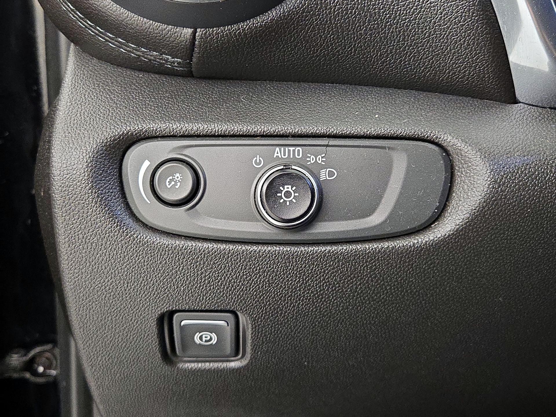 Thumbnail: 2020 Chevrolet Blazer - 13