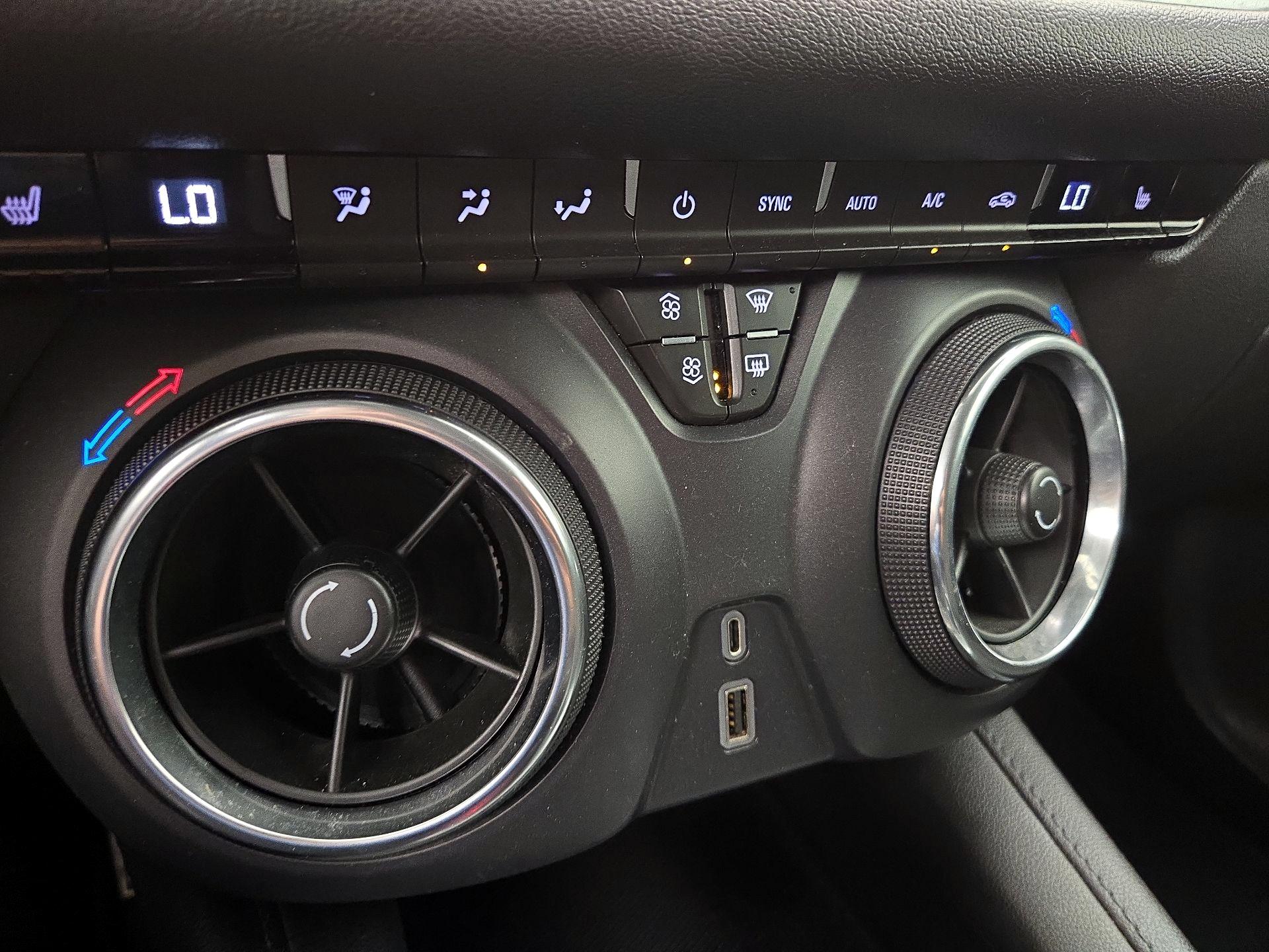 Thumbnail: 2020 Chevrolet Blazer - 16