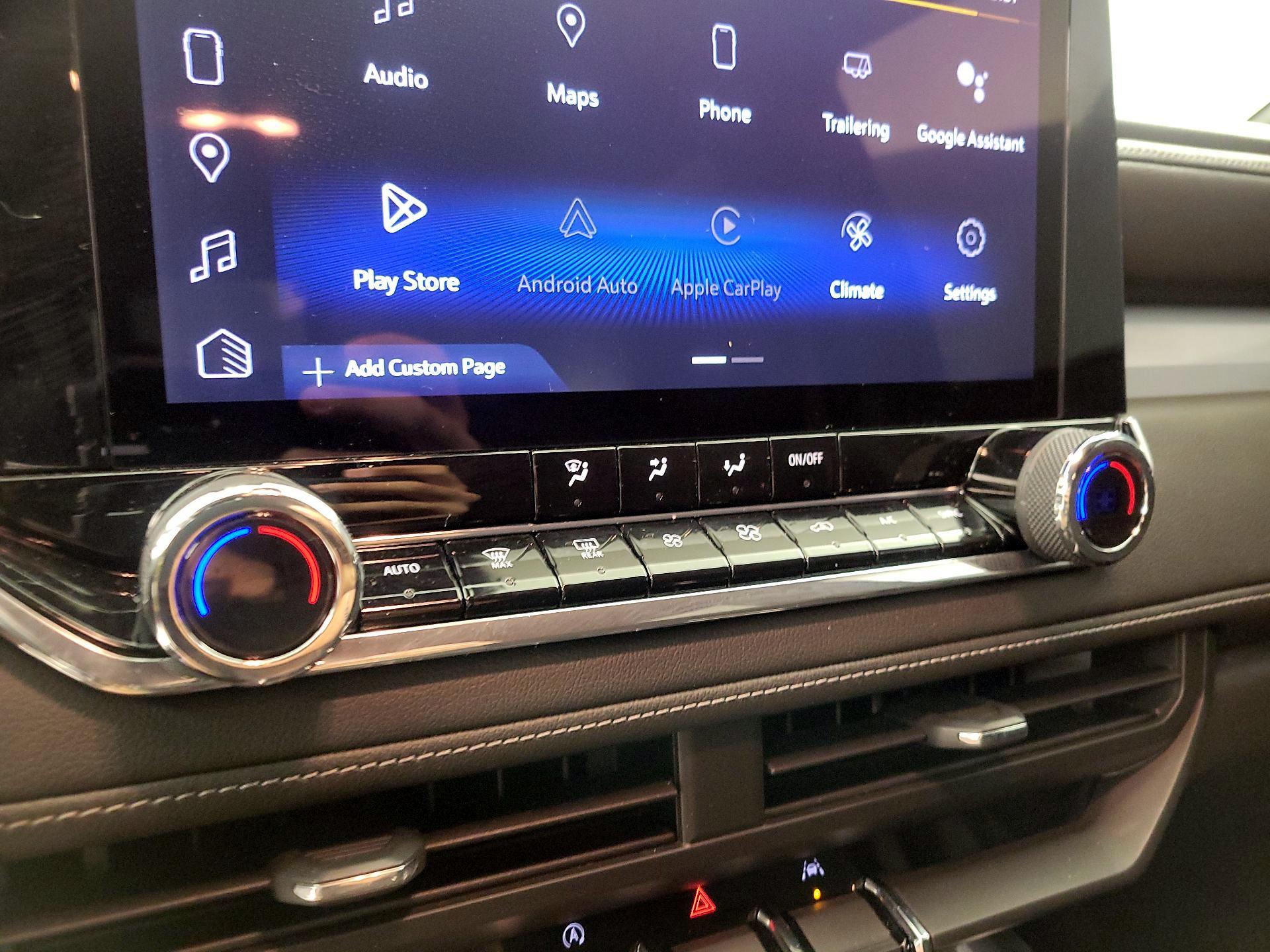 Thumbnail: 2023 Chevrolet Colorado - 16