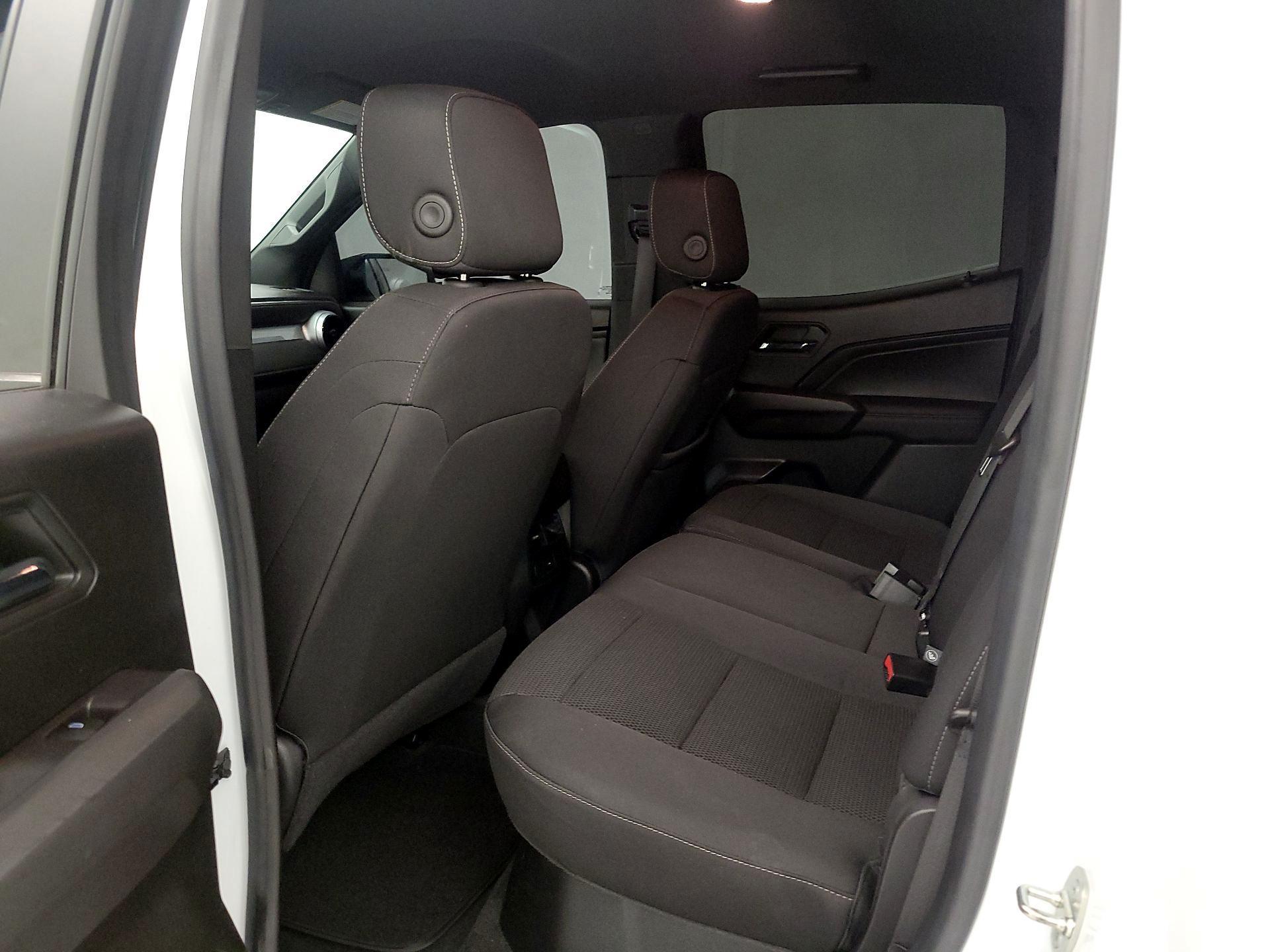 Thumbnail: 2023 Chevrolet Colorado - 19