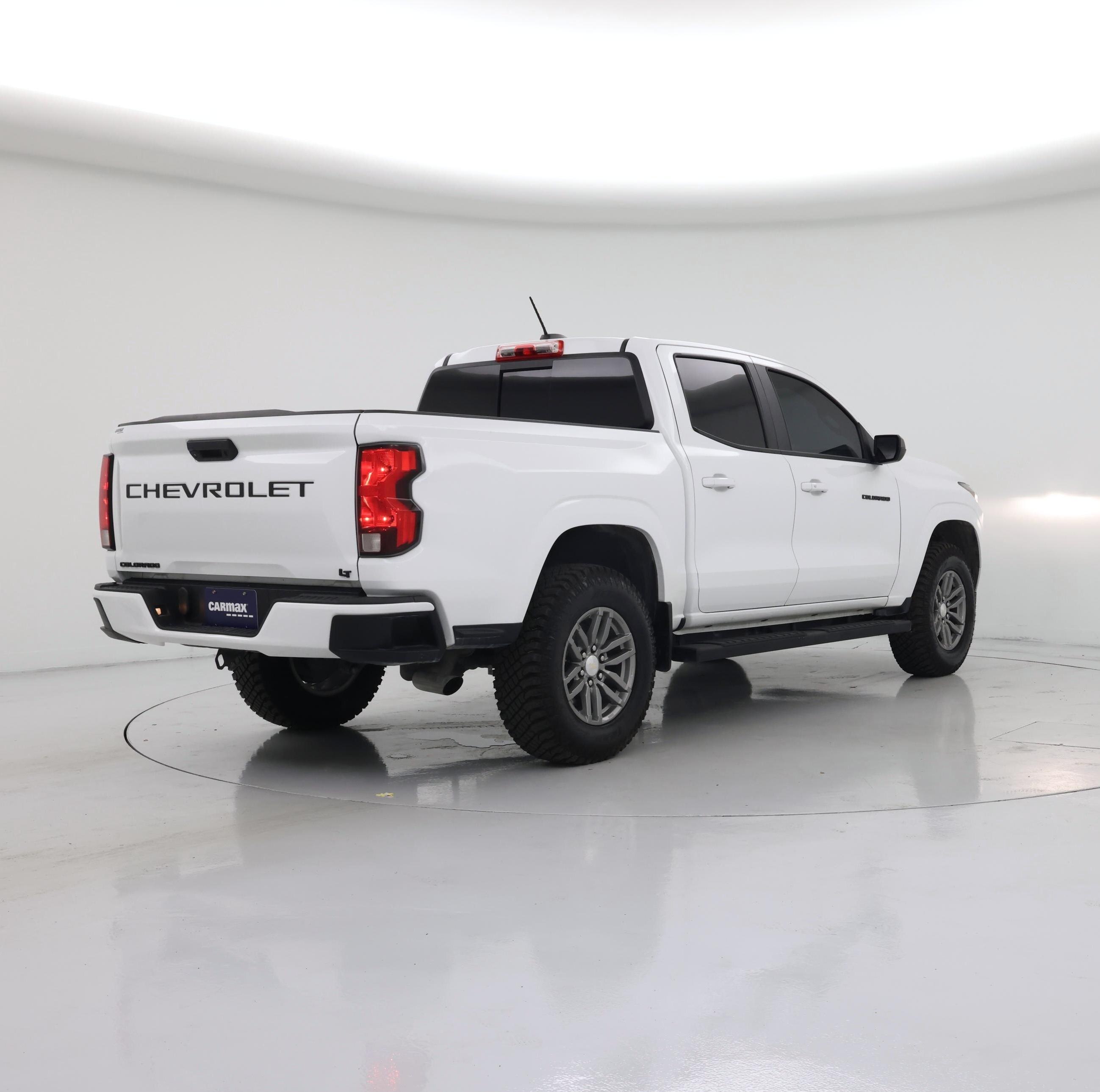 Thumbnail: 2023 Chevrolet Colorado - 8