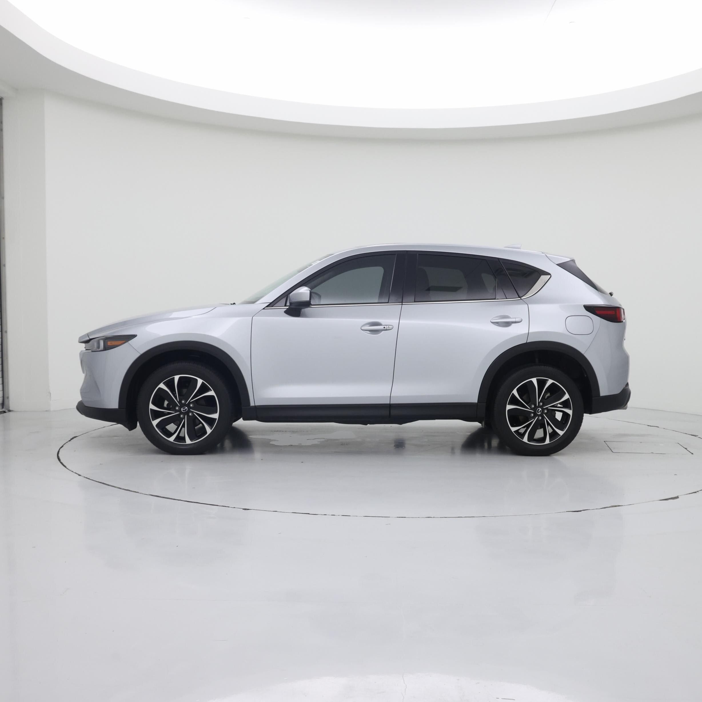 Thumbnail: 2023 Mazda CX-5 - 3