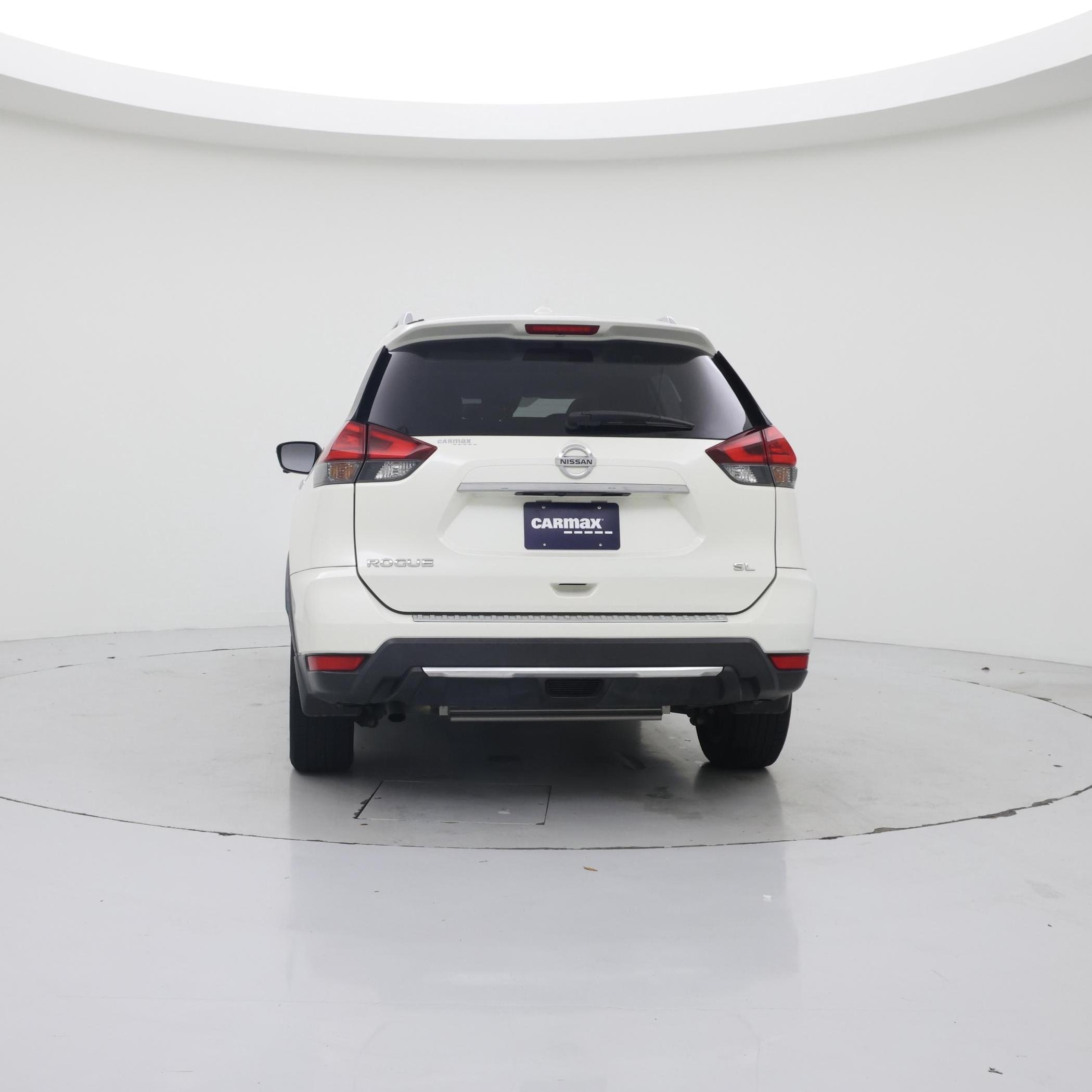 Thumbnail: 2017 Nissan Rogue - 6