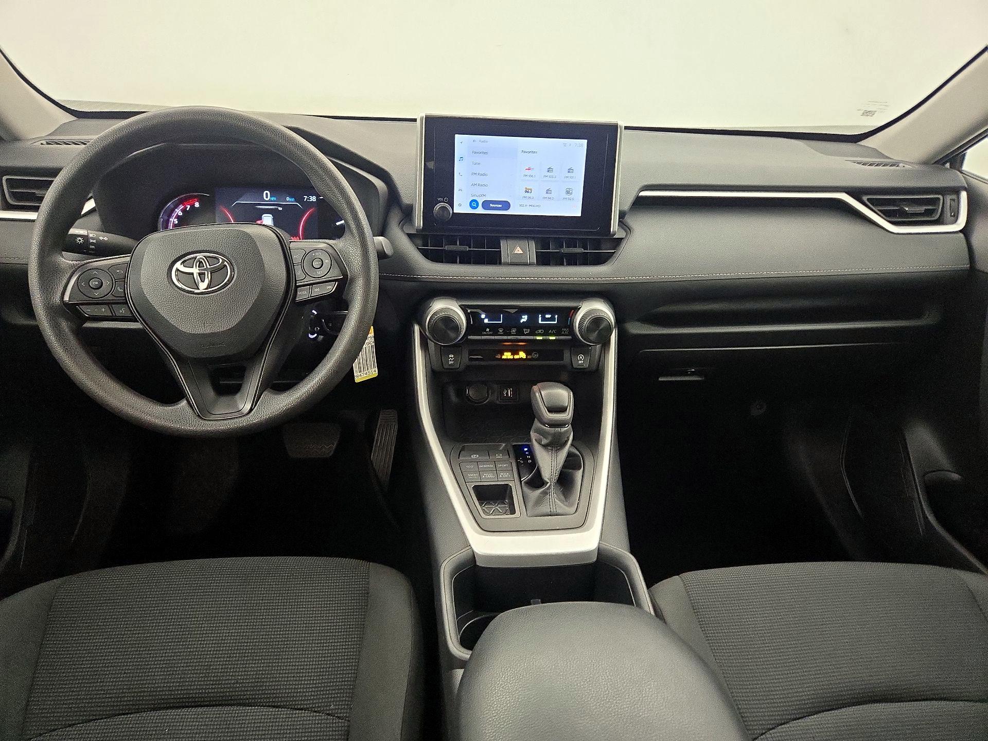 Thumbnail: 2024 Toyota RAV4 - 9