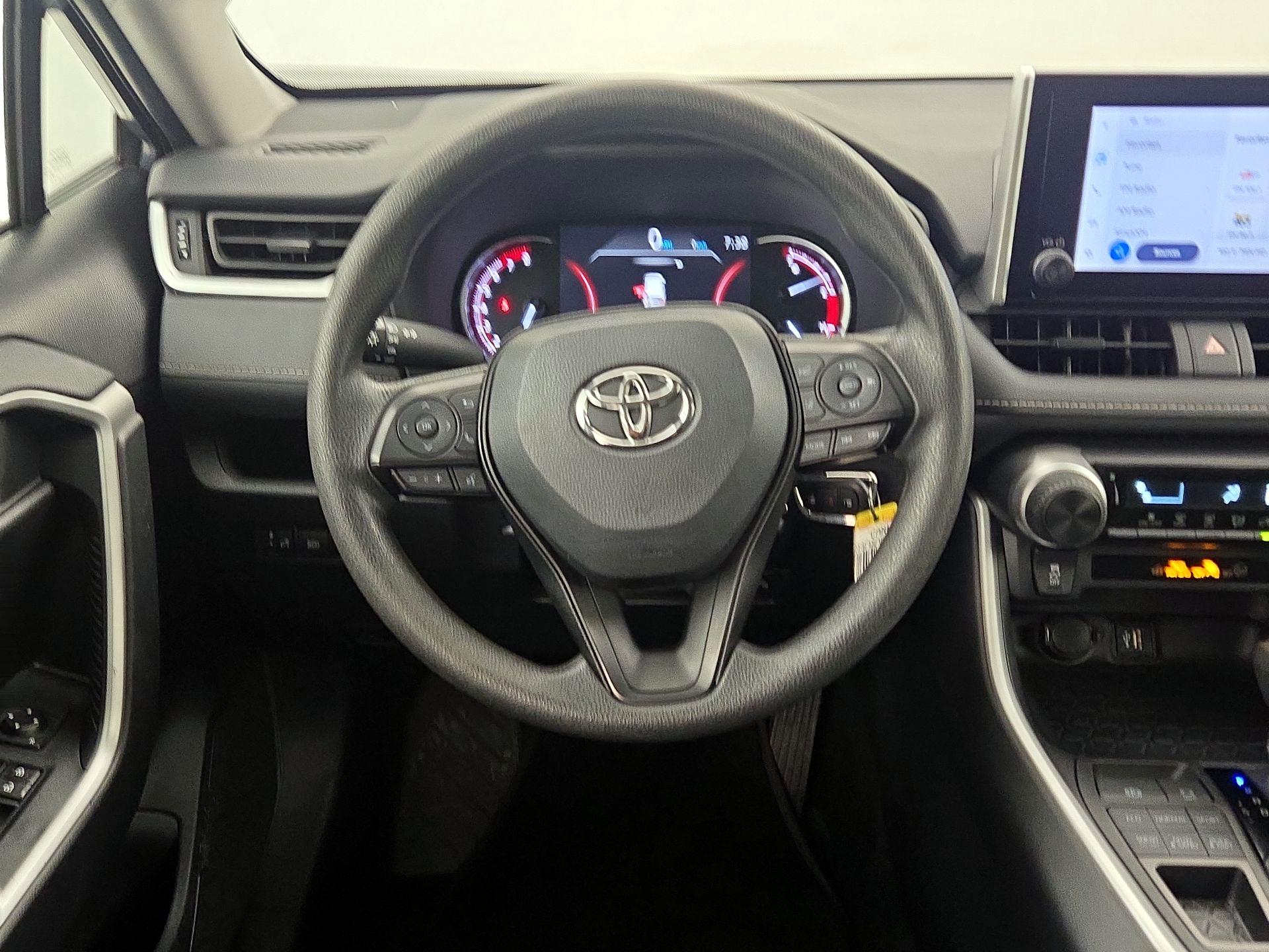 Thumbnail: 2024 Toyota RAV4 - 10