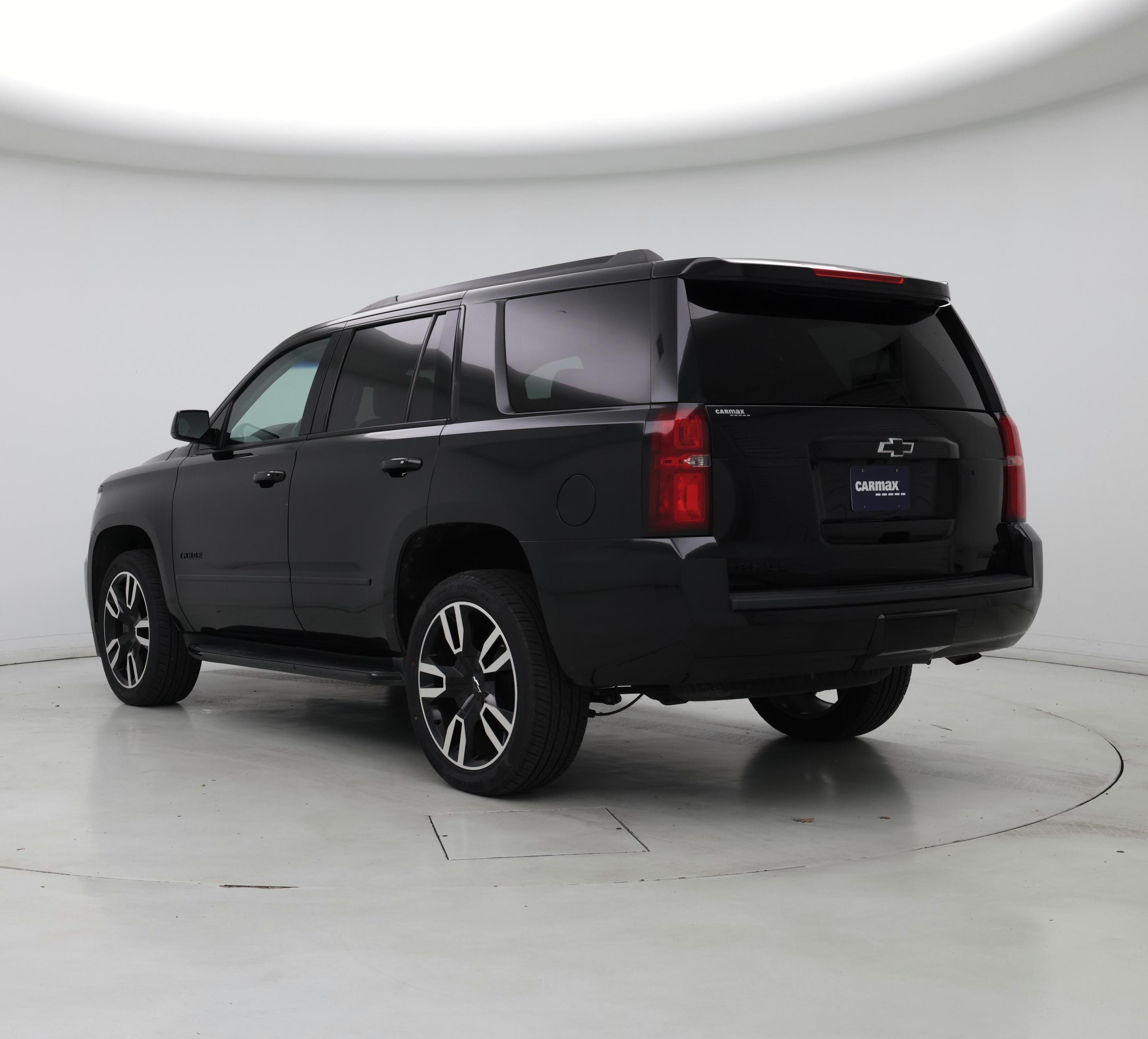Thumbnail: 2019 Chevrolet Tahoe - 2