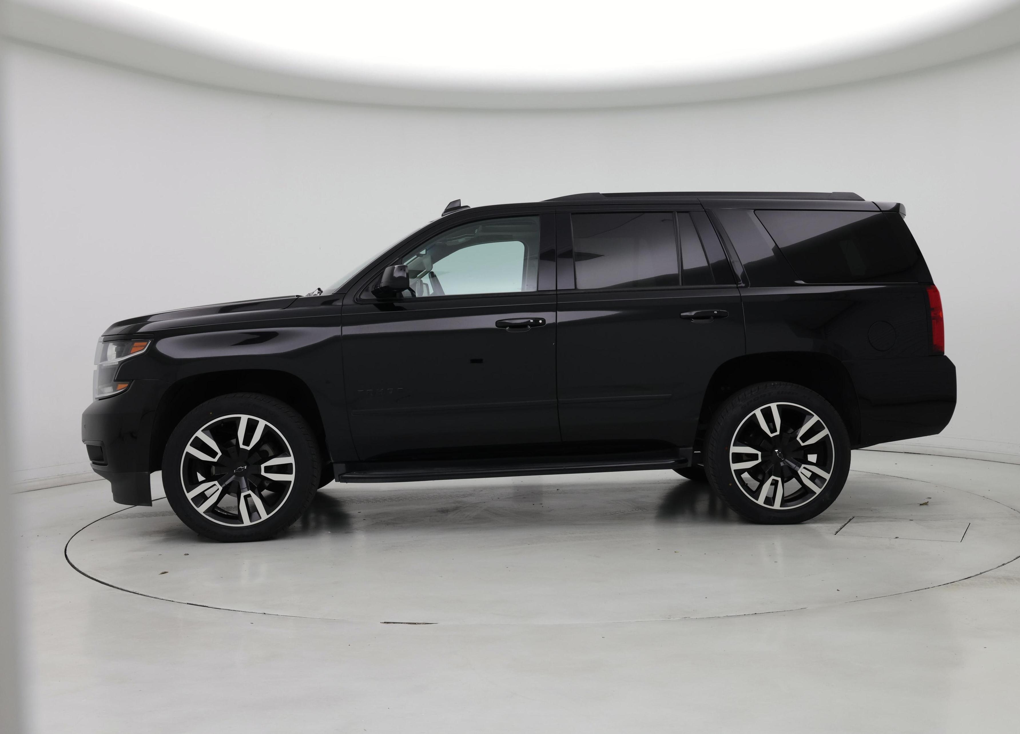 Thumbnail: 2019 Chevrolet Tahoe - 3