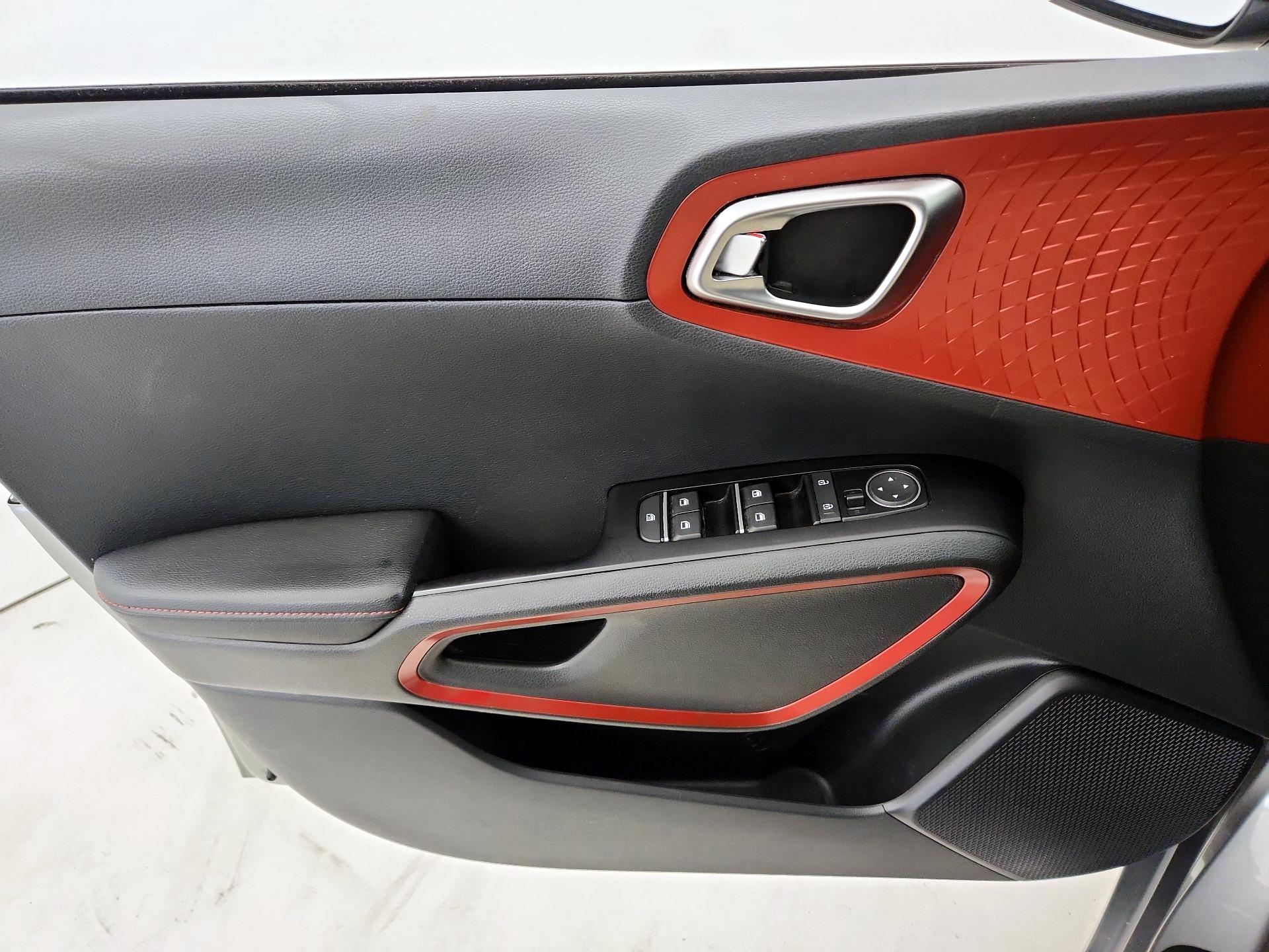 Thumbnail: 2023 Kia Soul - 12